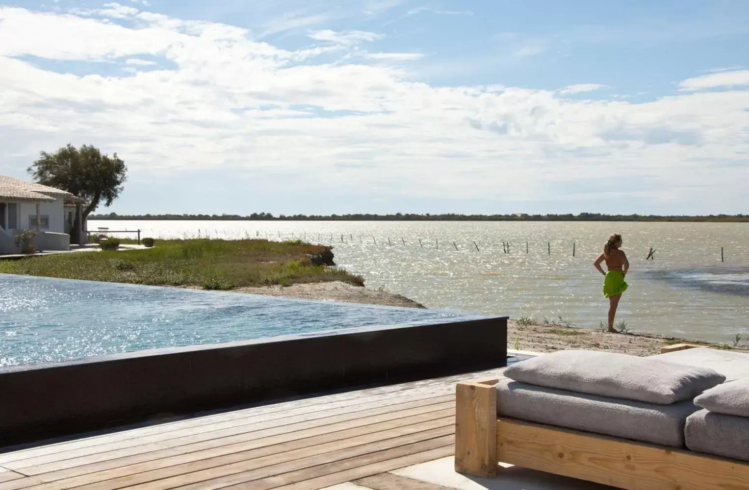 Swimming pool in Lodge Sainte Helene