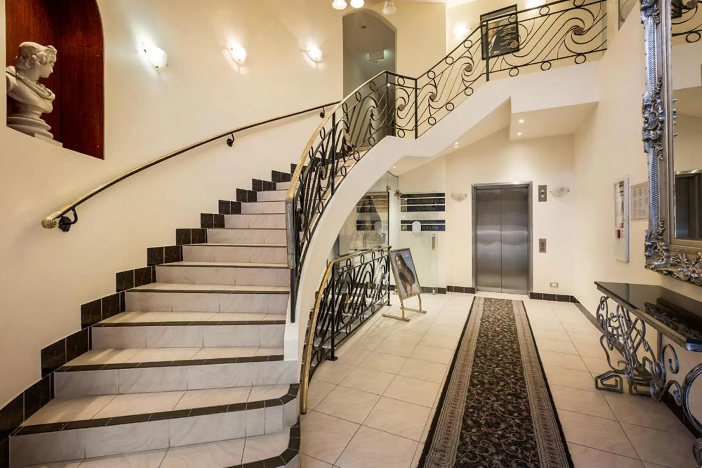 Lobby or reception in Quest Savoy Lobby or reception in Quest Savoy