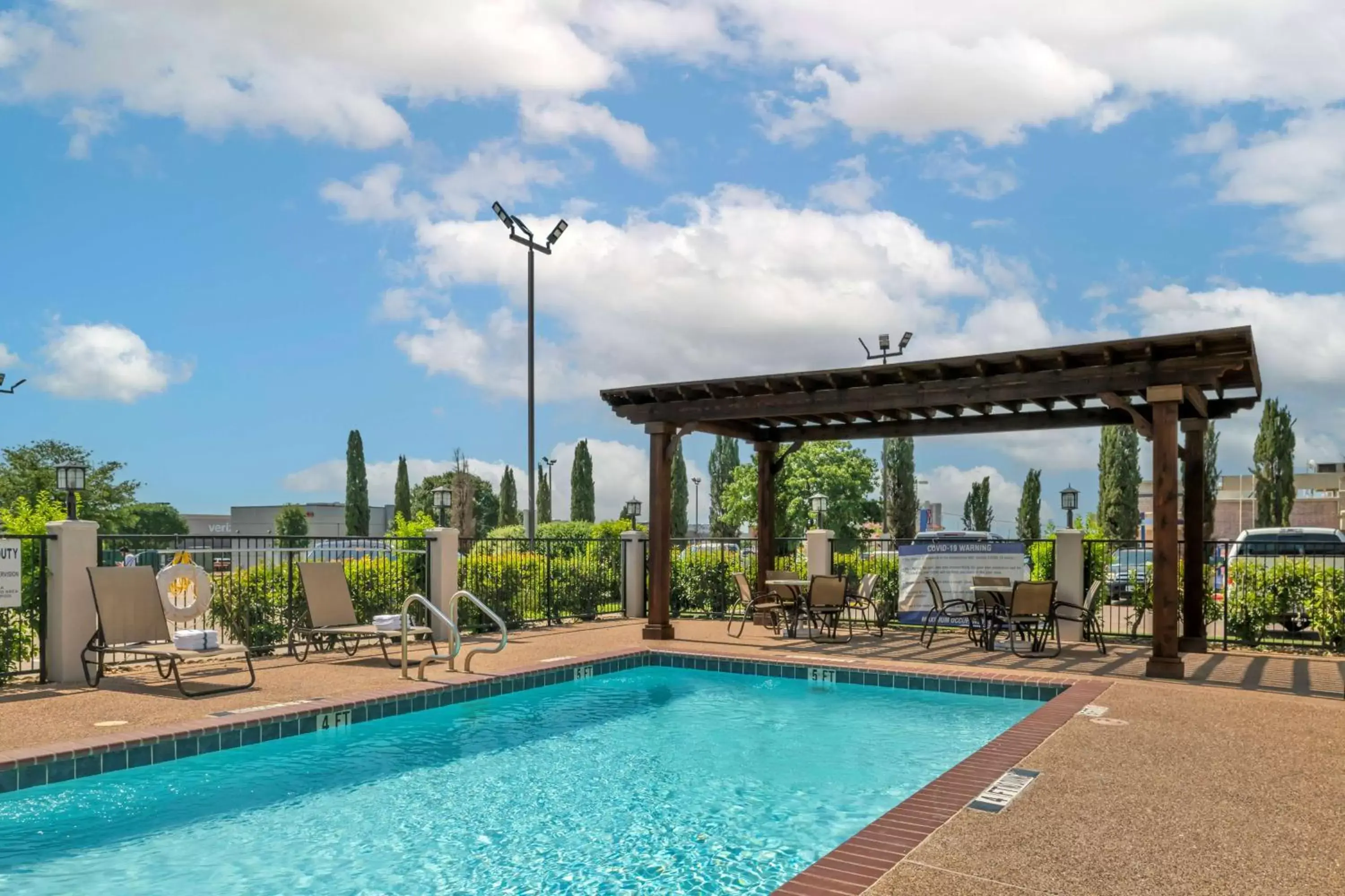 Pool view in Best Western Plus Denton Inn & Suites Pool view in Best Western Plus Denton Inn & Suites