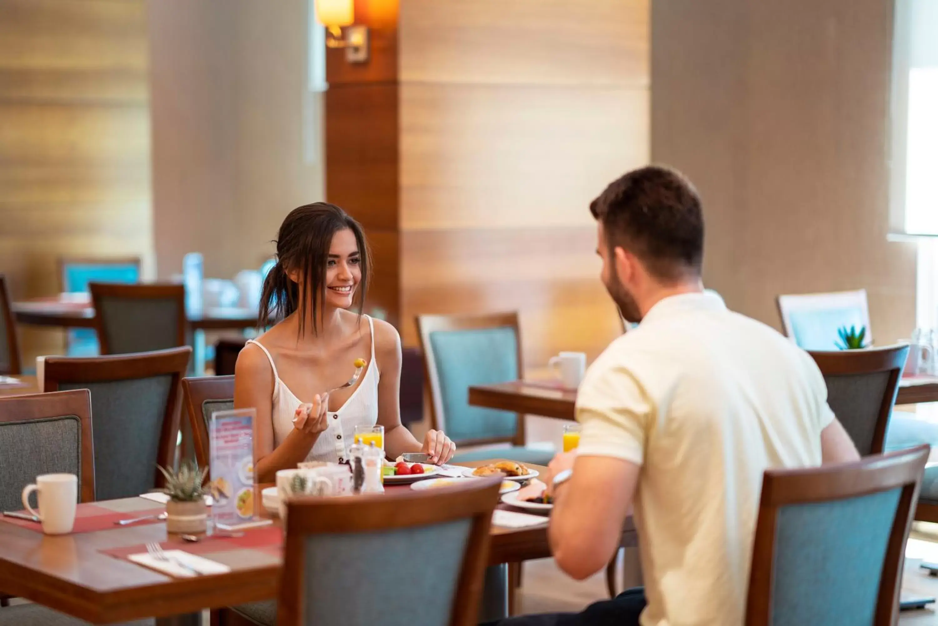 Restaurant/places to eat in Ramada Plaza By Wyndham Istanbul City Center