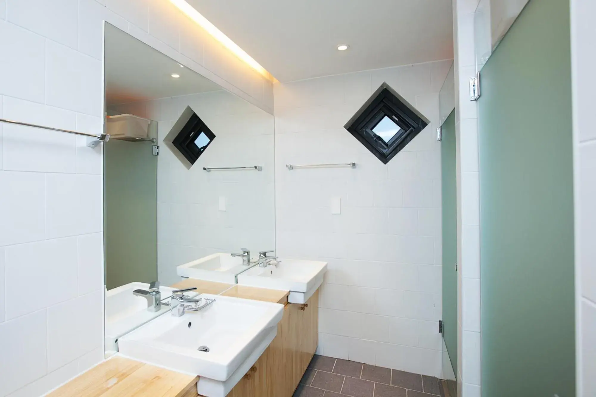 Bathroom in Mir Guesthouse