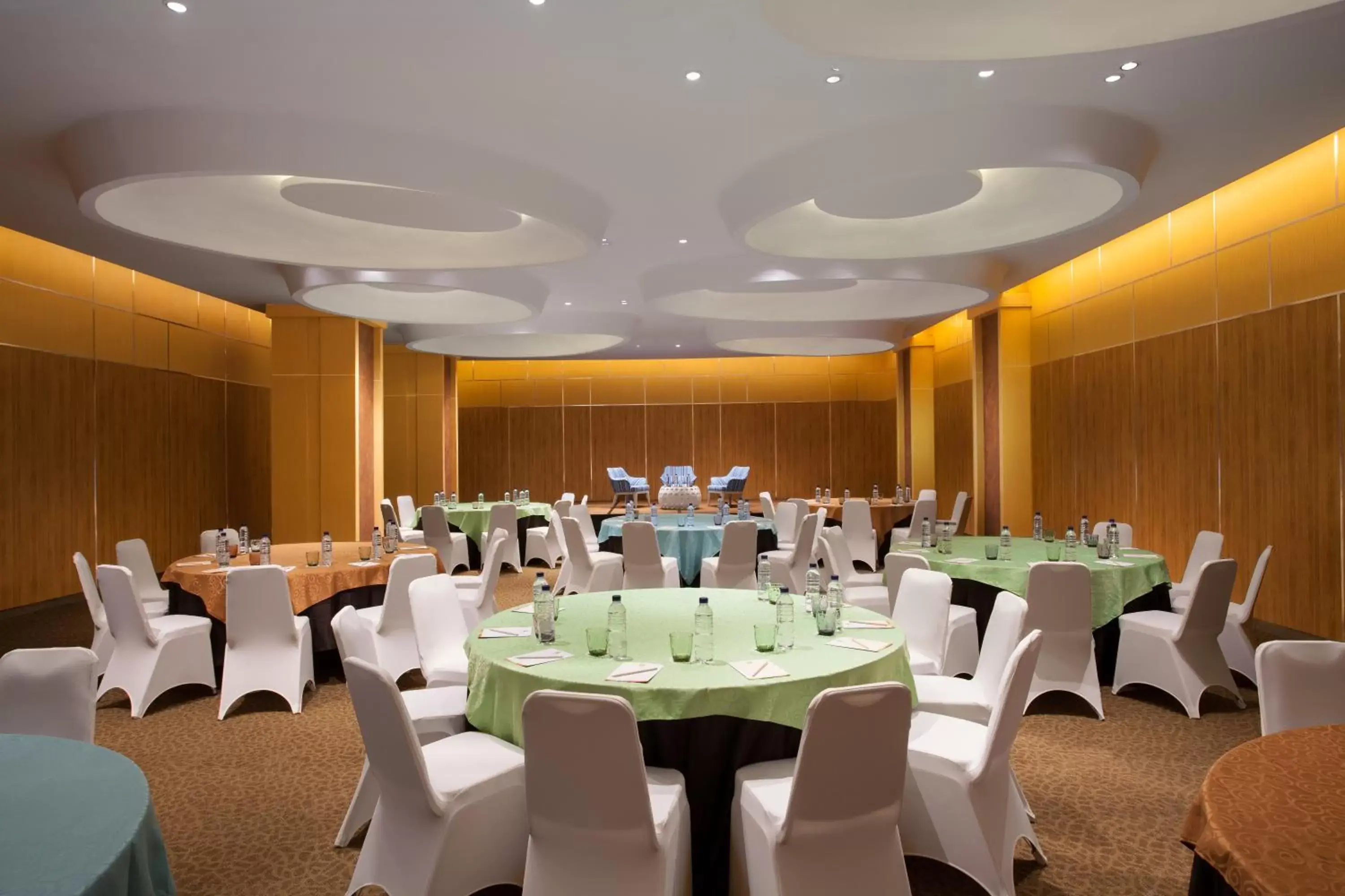Business facilities, Banquet Facilities in The Southern Hotel Surabaya Formerly Ibis Styles Surabaya Jemursari