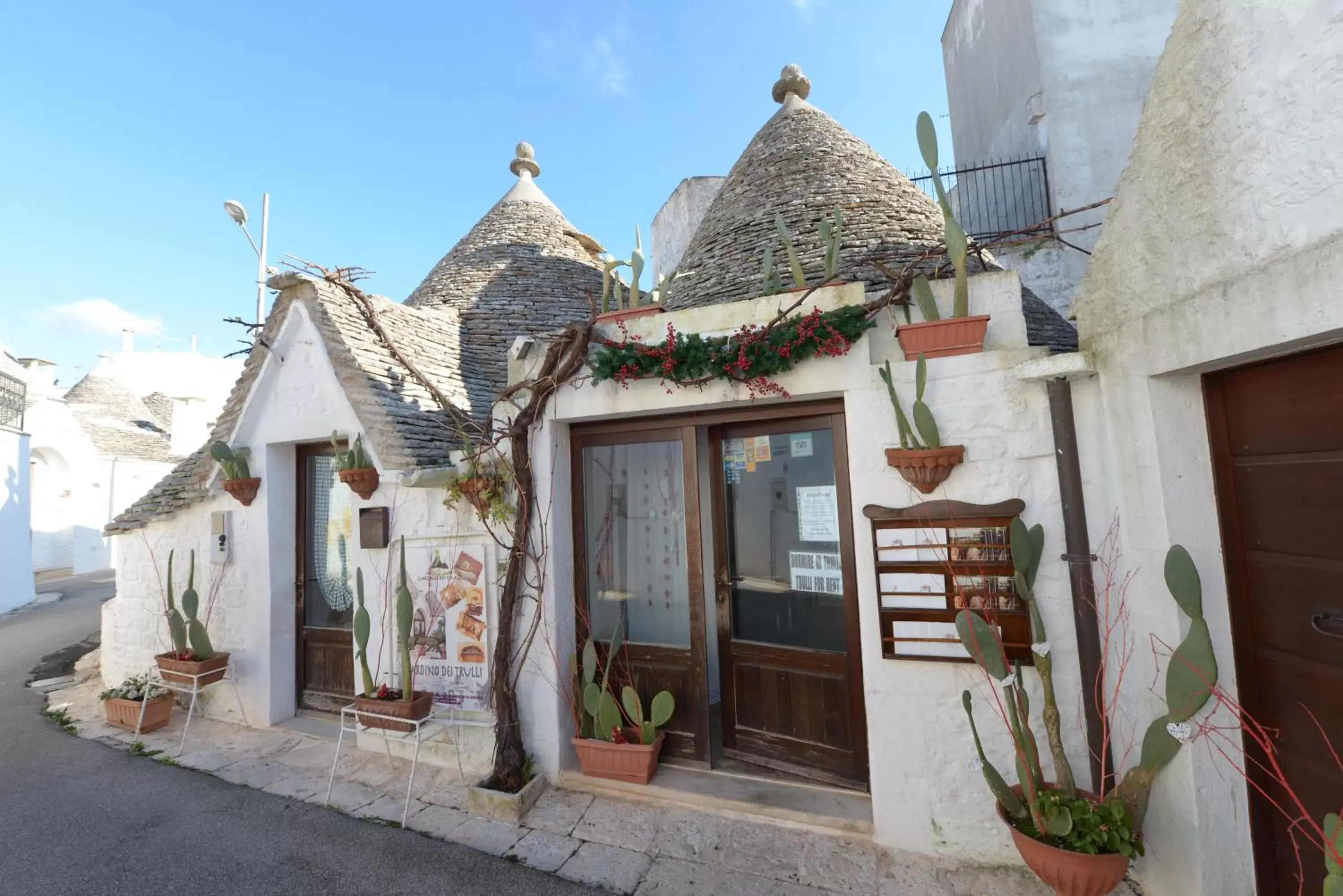 Facade/entrance, Property Building in Giardino Dei Trulli