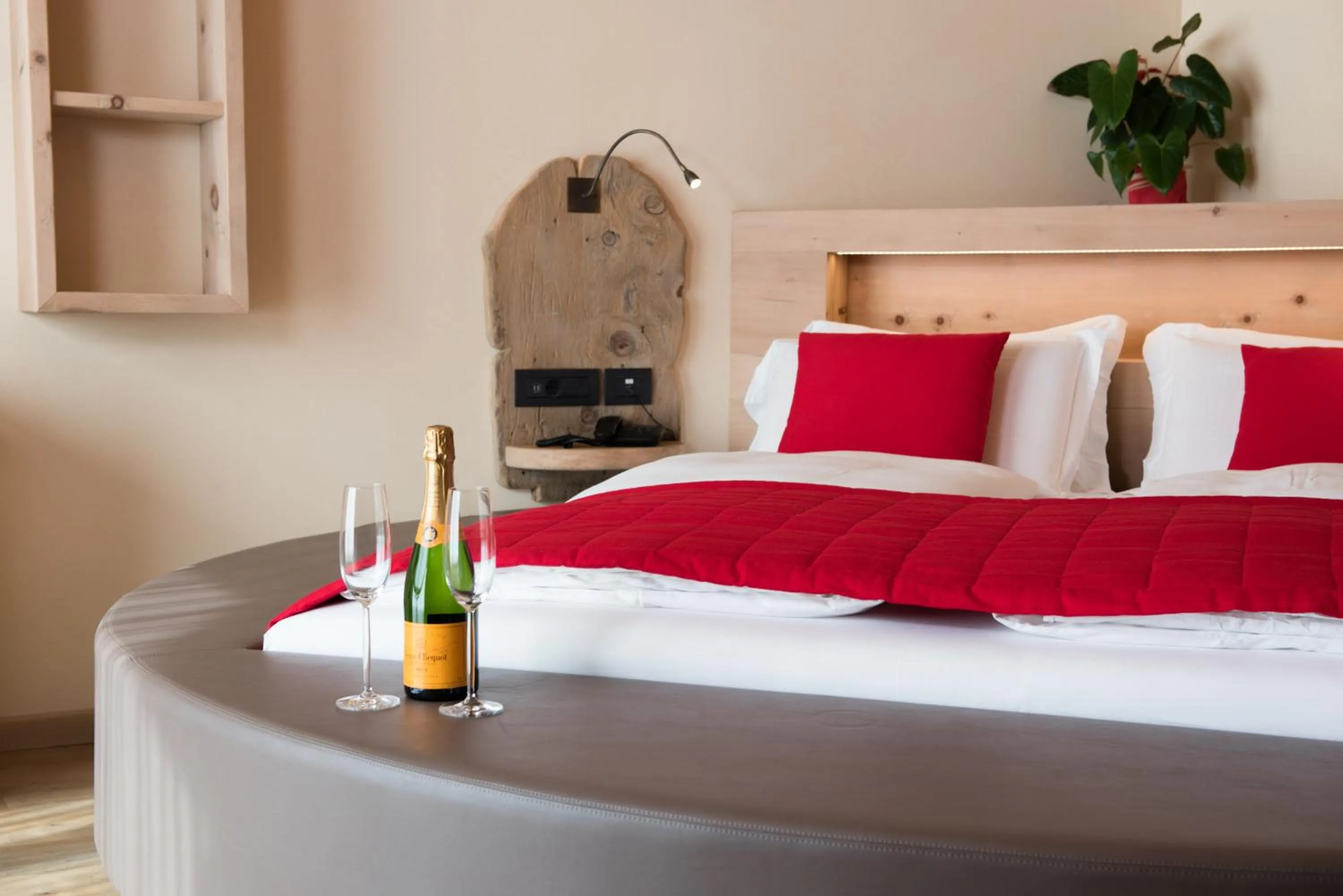 Photo of the whole room, Bed in Francesin Active Hotel