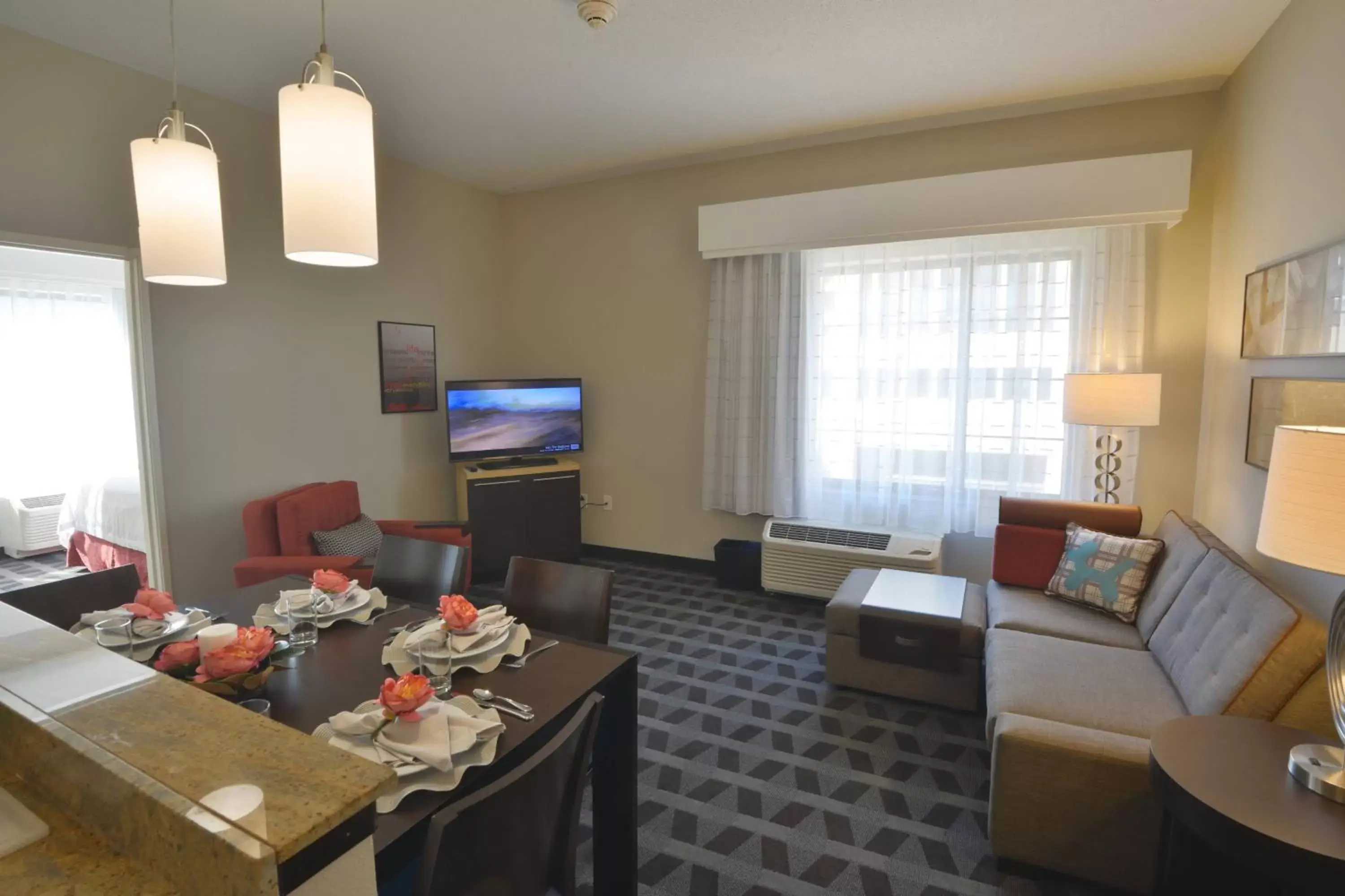 Living room, Seating Area in TownePlace Suites by Marriott Williamsport