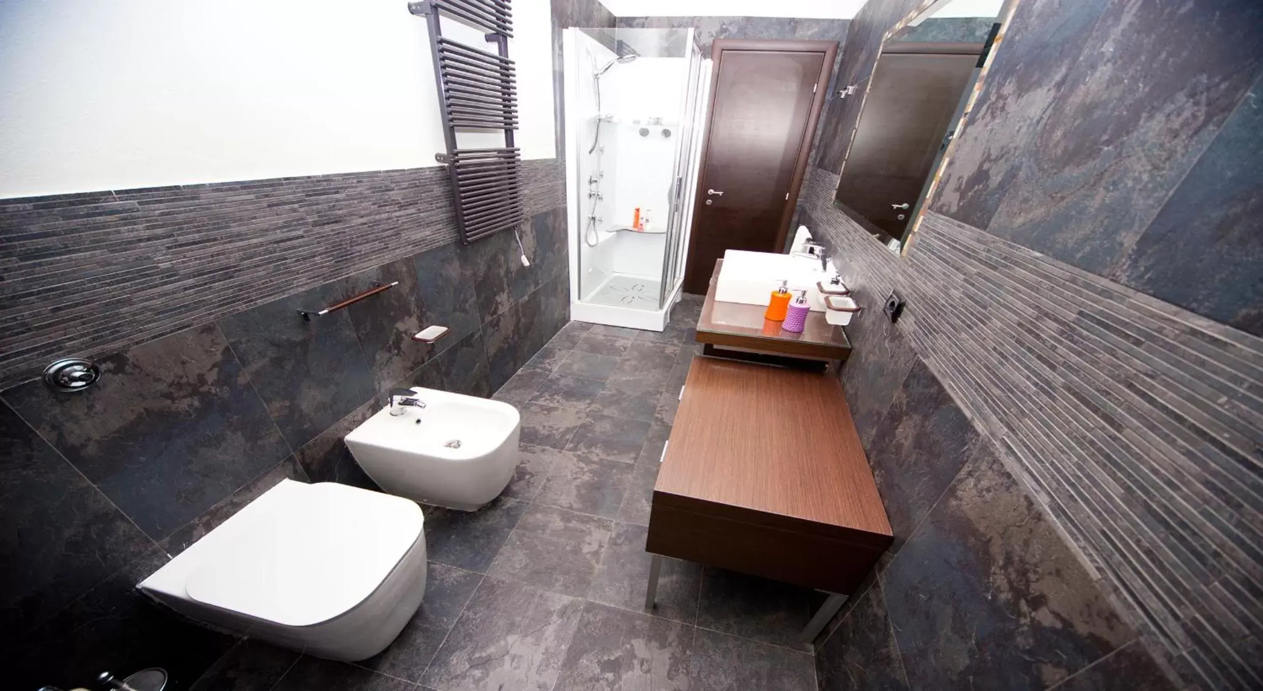 Bathroom in Domus Regis