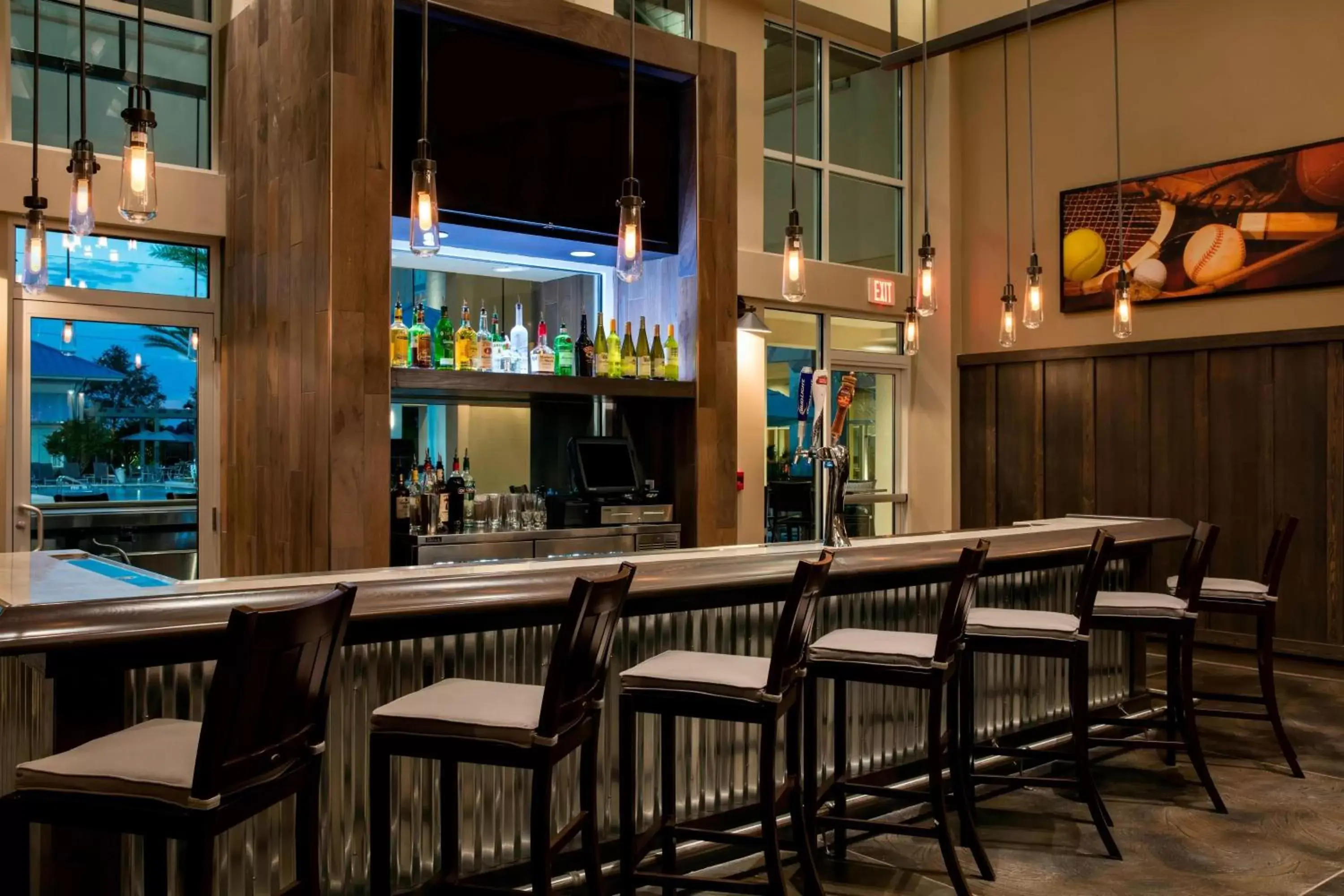 Restaurant/places to eat, Lounge/Bar in SpringHill Suites by Marriott Orlando at FLAMINGO CROSSINGS Town Center-Western Entrance