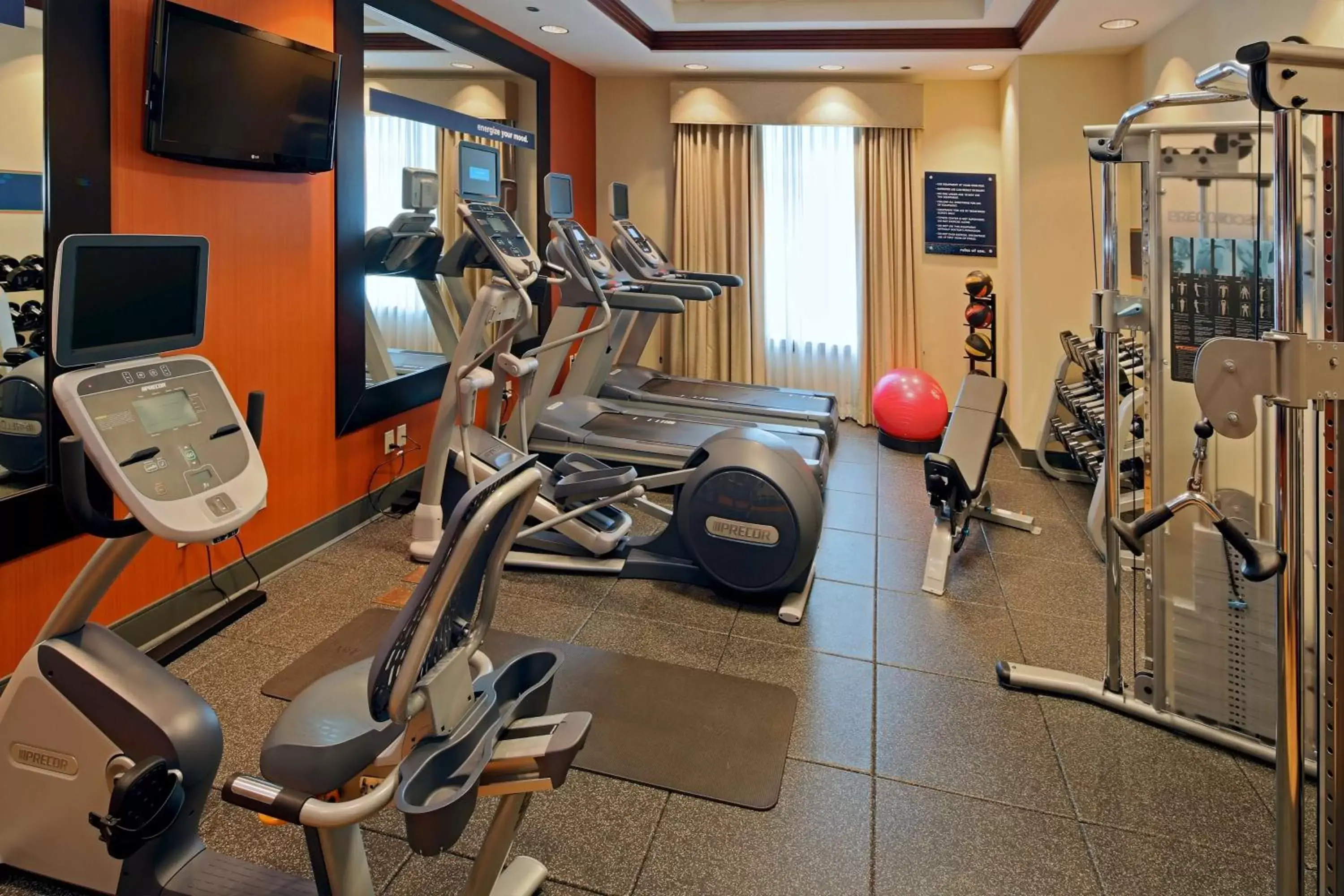 Fitness centre/facilities, Fitness Center/Facilities in Hampton Inn & Suites Arlington Crystal City DCA