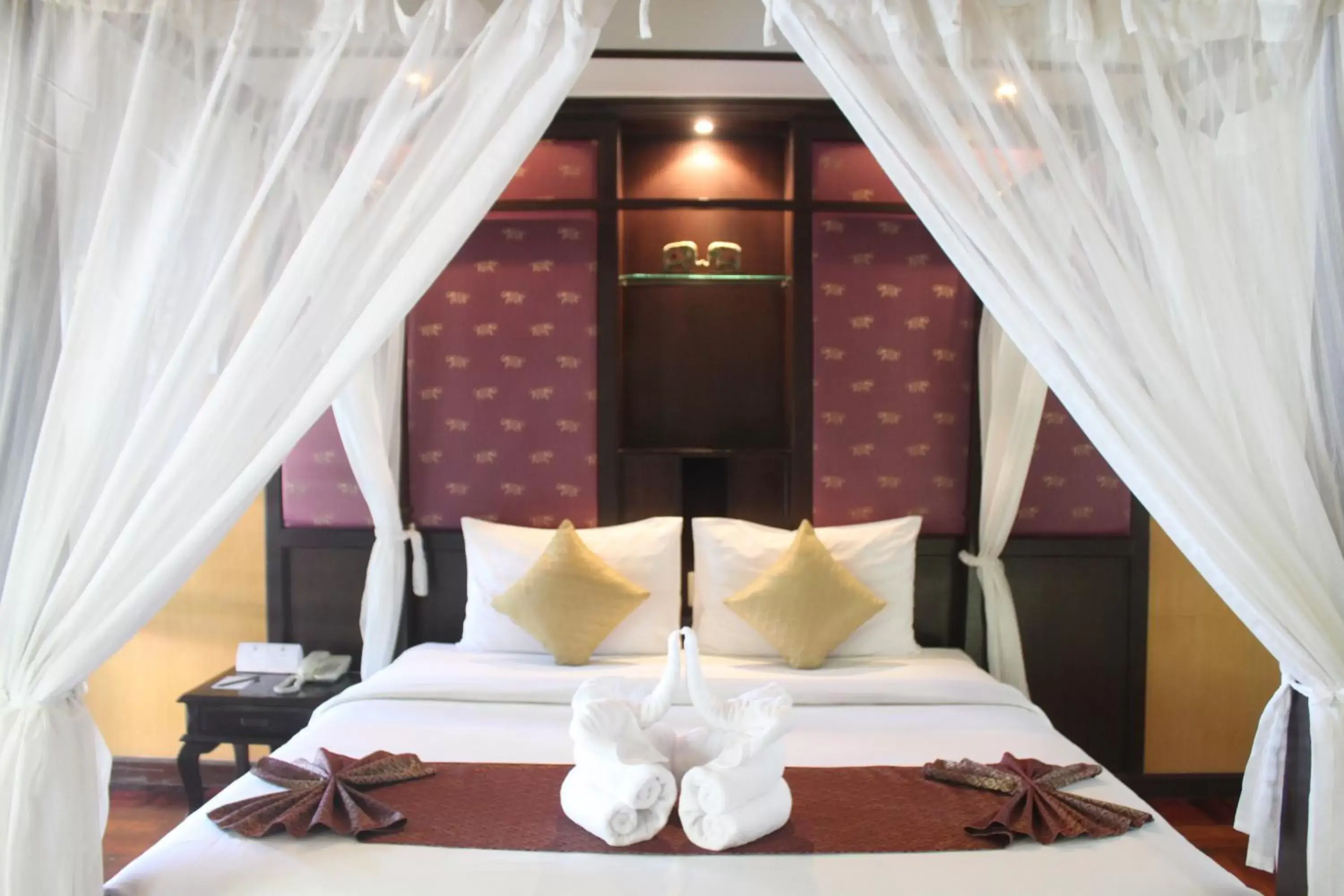 Bedroom, Bed in Khaolak Palm Beach Resort