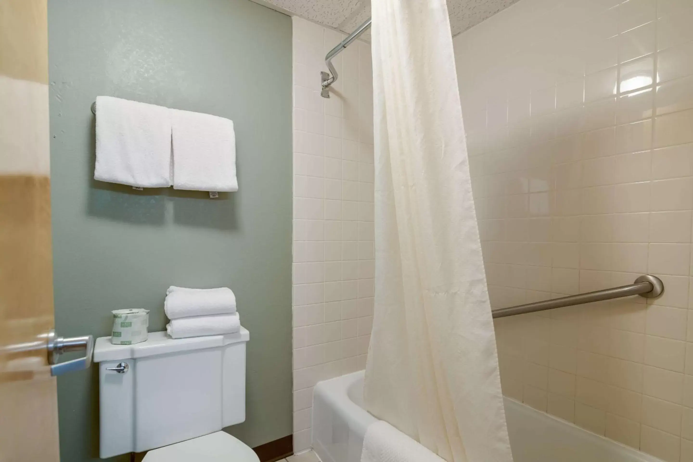 Bathroom in Quality Inn & Suites