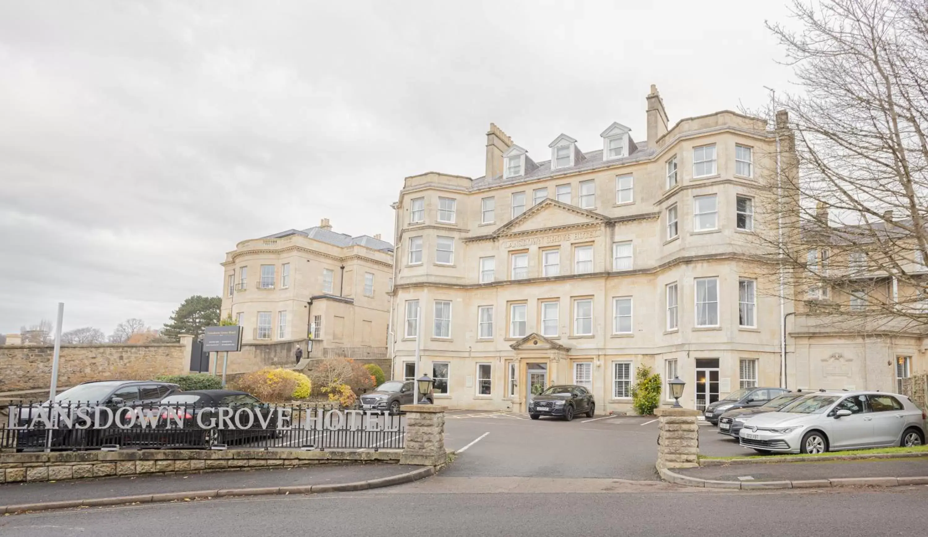 Facade/entrance, Property Building in Lansdown Grove Hotel