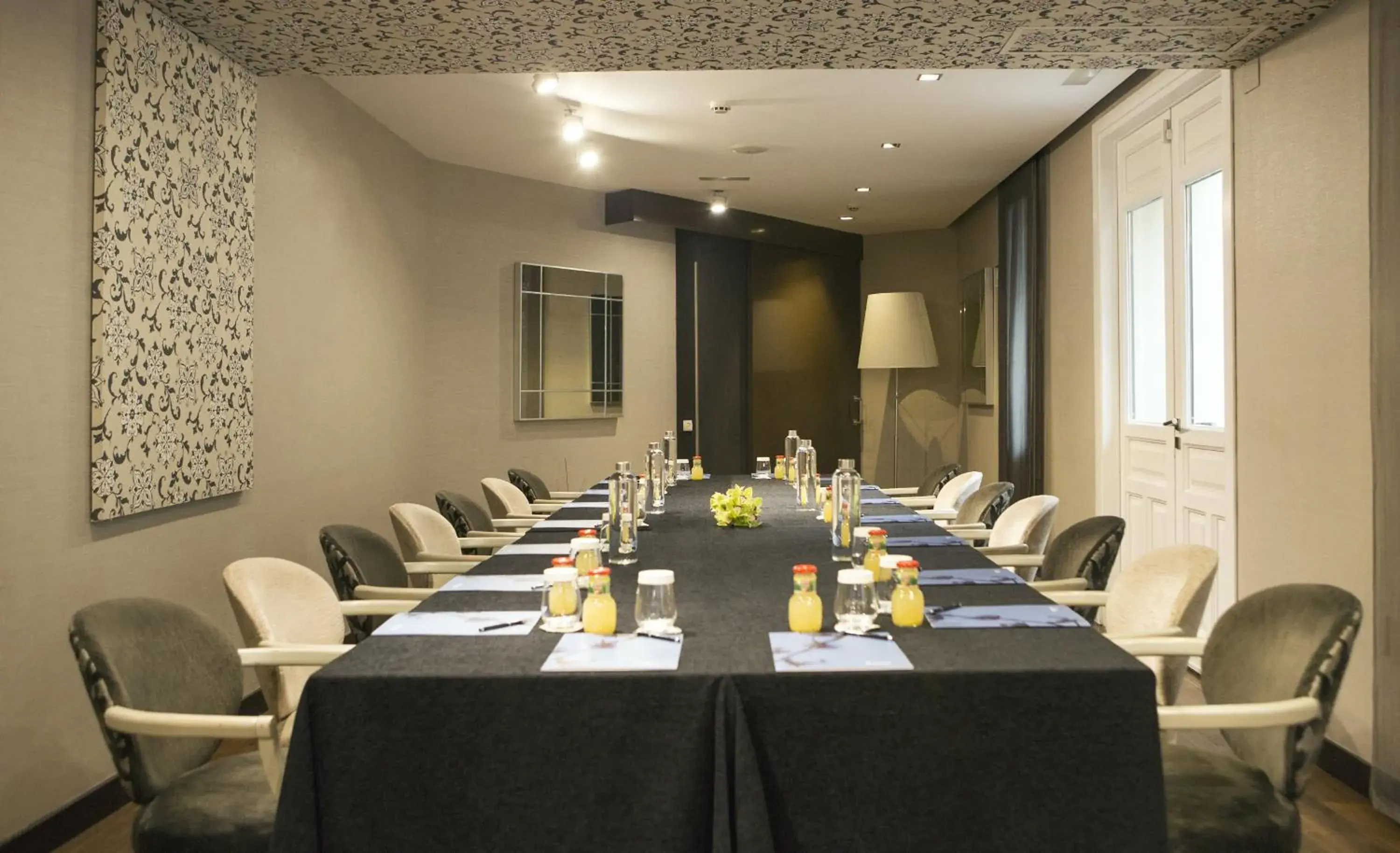 Meeting/conference room in Hospes Puerta de Alcalá