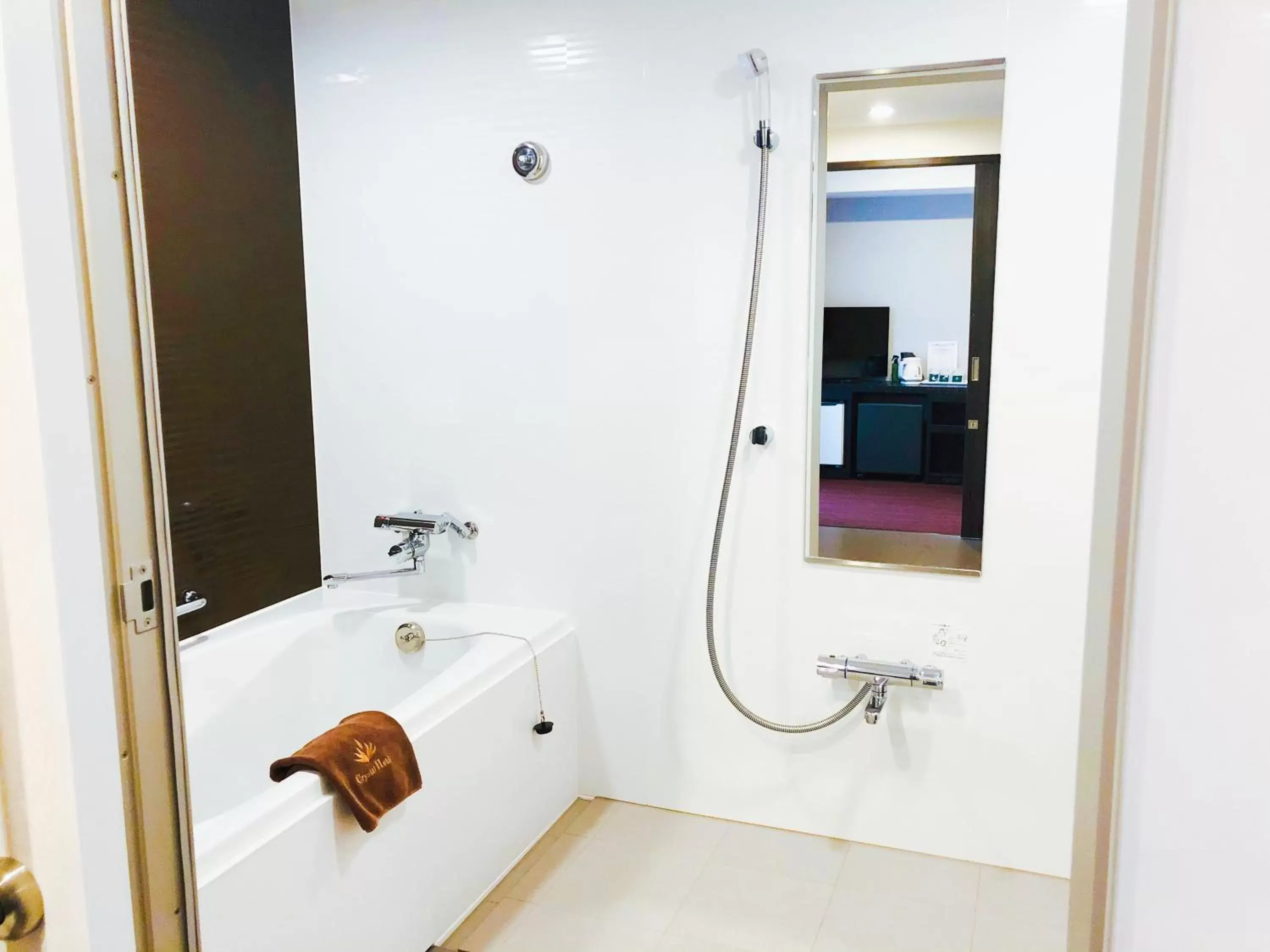 Bathroom in Kuromon Crystal Hotel