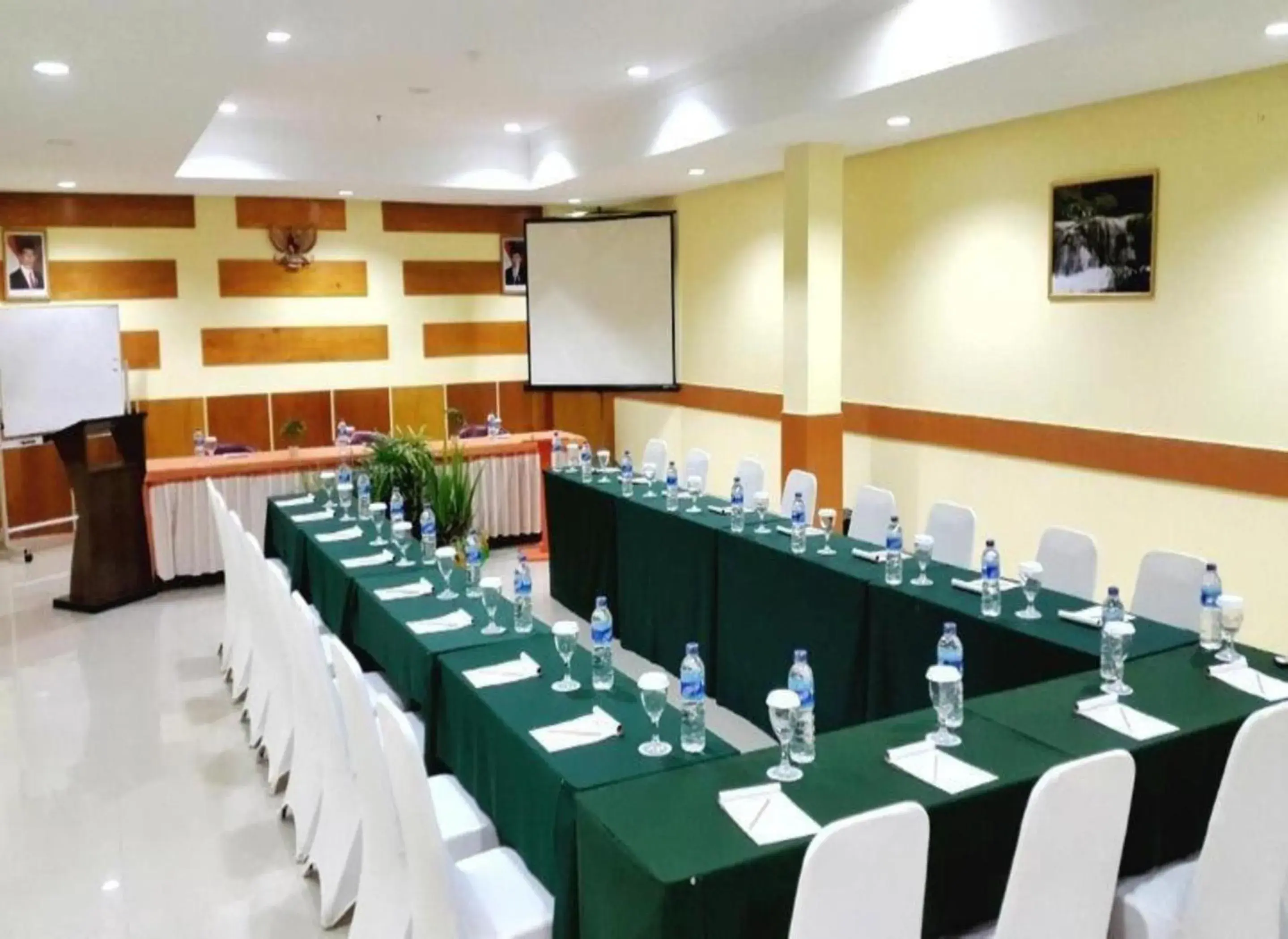 Meeting/conference room in Hotel MJ