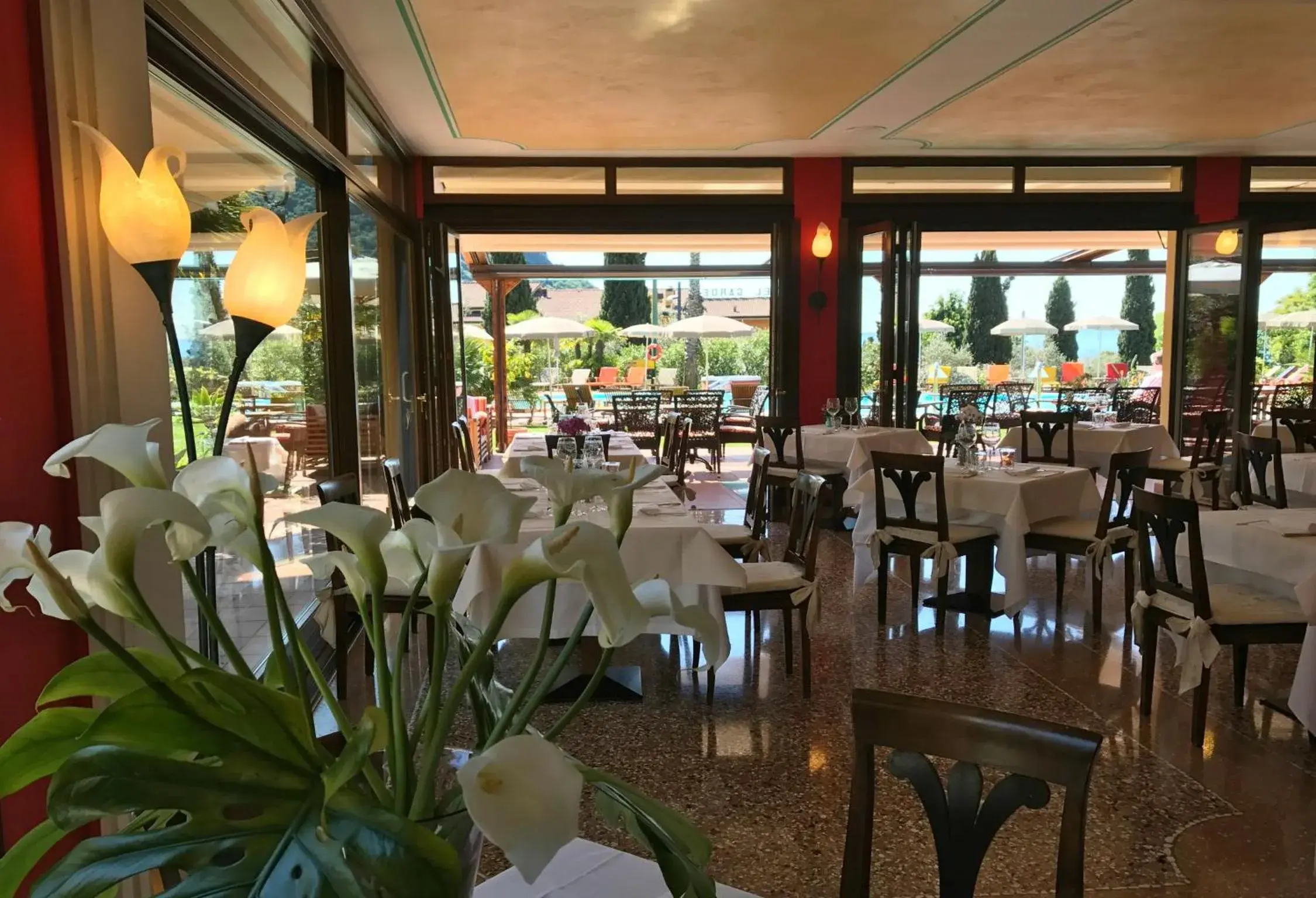 Restaurant/Places to Eat in Villa Madrina Wellness Resort Hotel