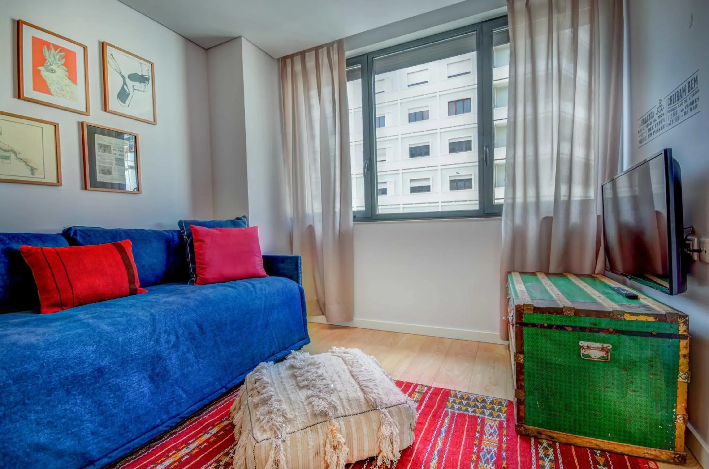 TV and multimedia, Seating Area in Lisbon Serviced Apartments - Liberdade