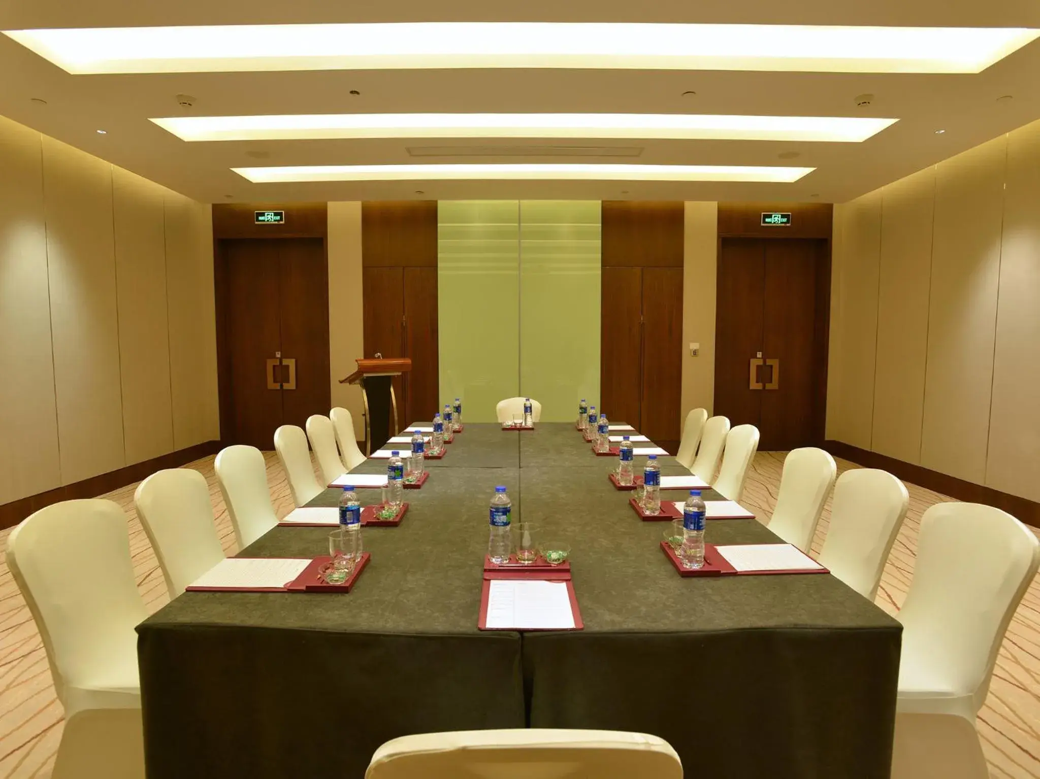 Meeting/conference room in Crowne Plaza Shanghai Noah Square, an IHG Hotel