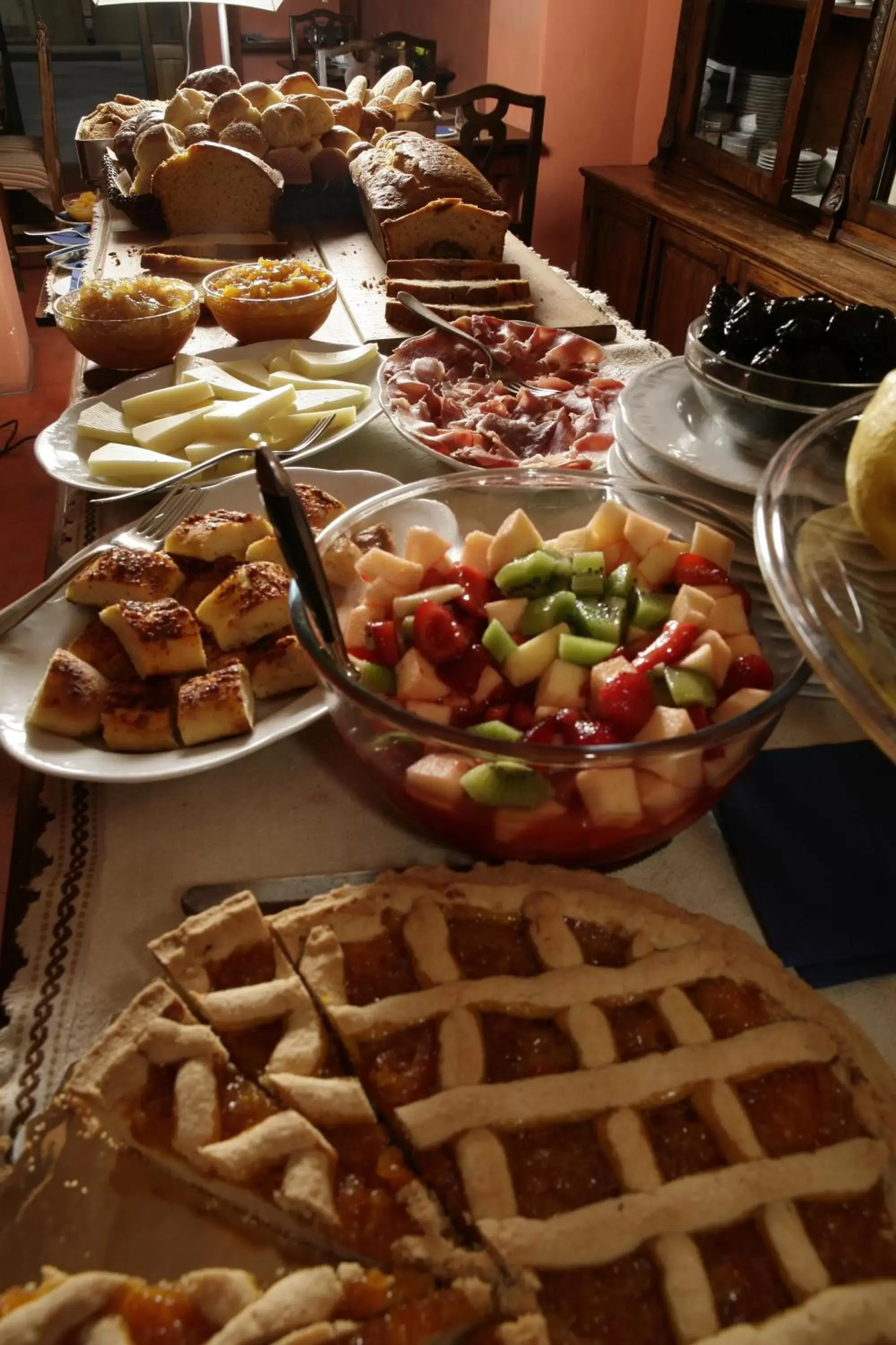 Buffet breakfast in Ai Lumi