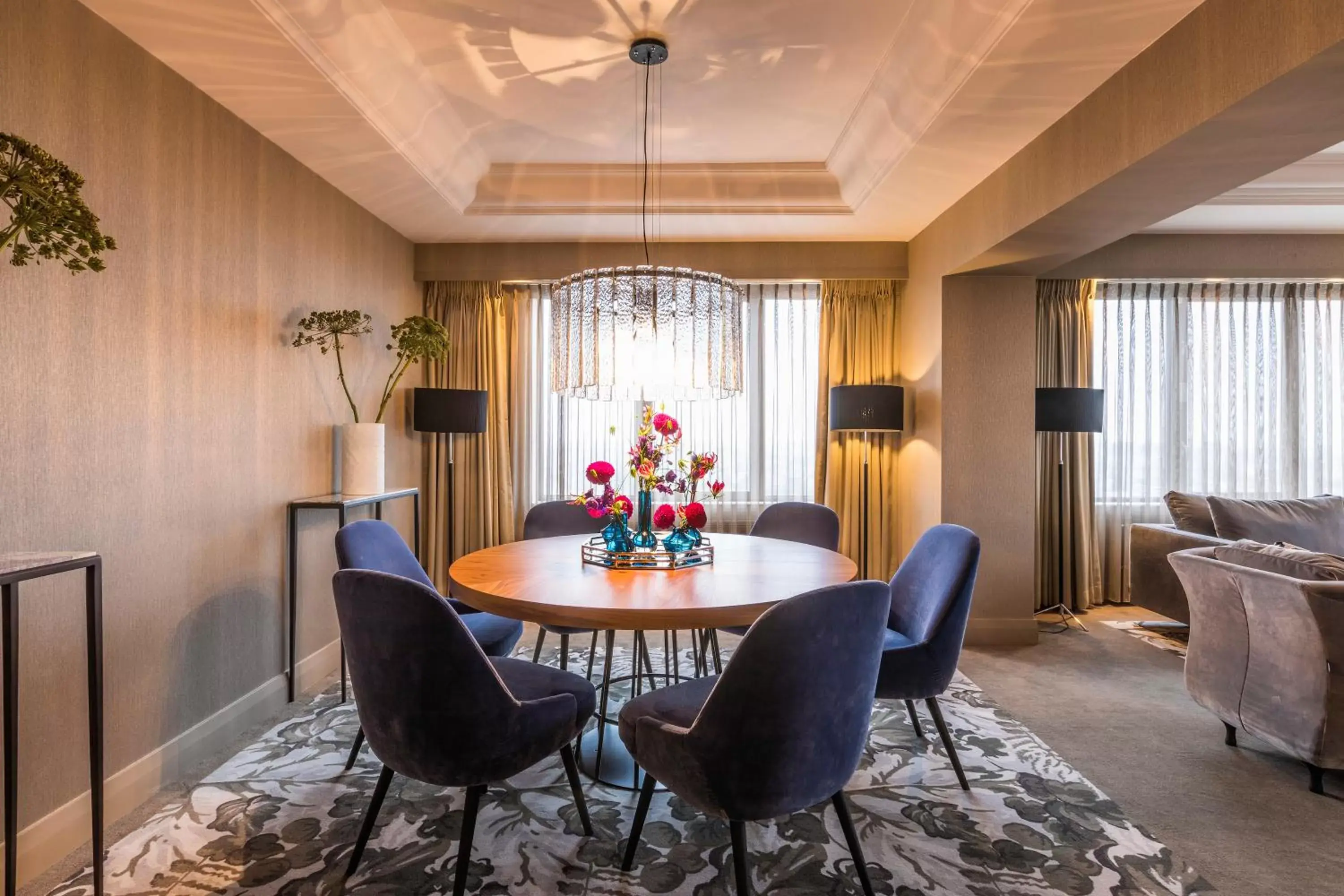 Dining area in Hotel Okura Amsterdam – The Leading Hotels of the World