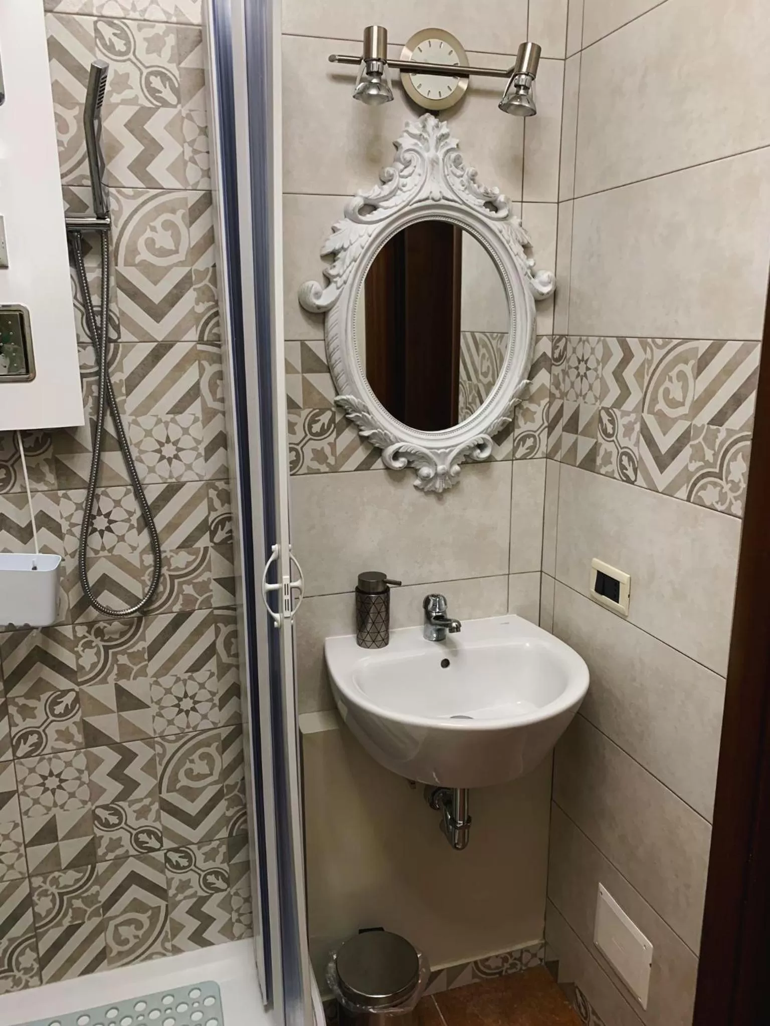 Shower in B&BMagicHouse