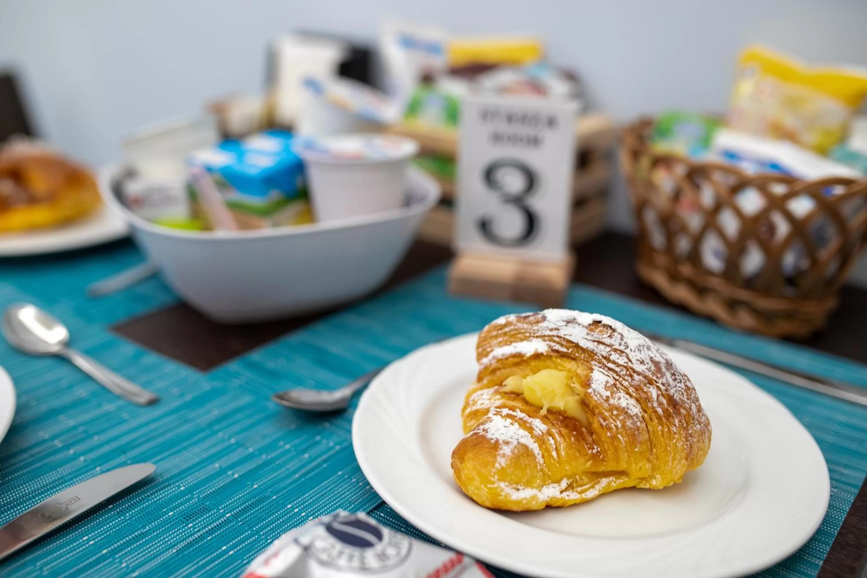 Food and drinks, Breakfast in B&B Azul