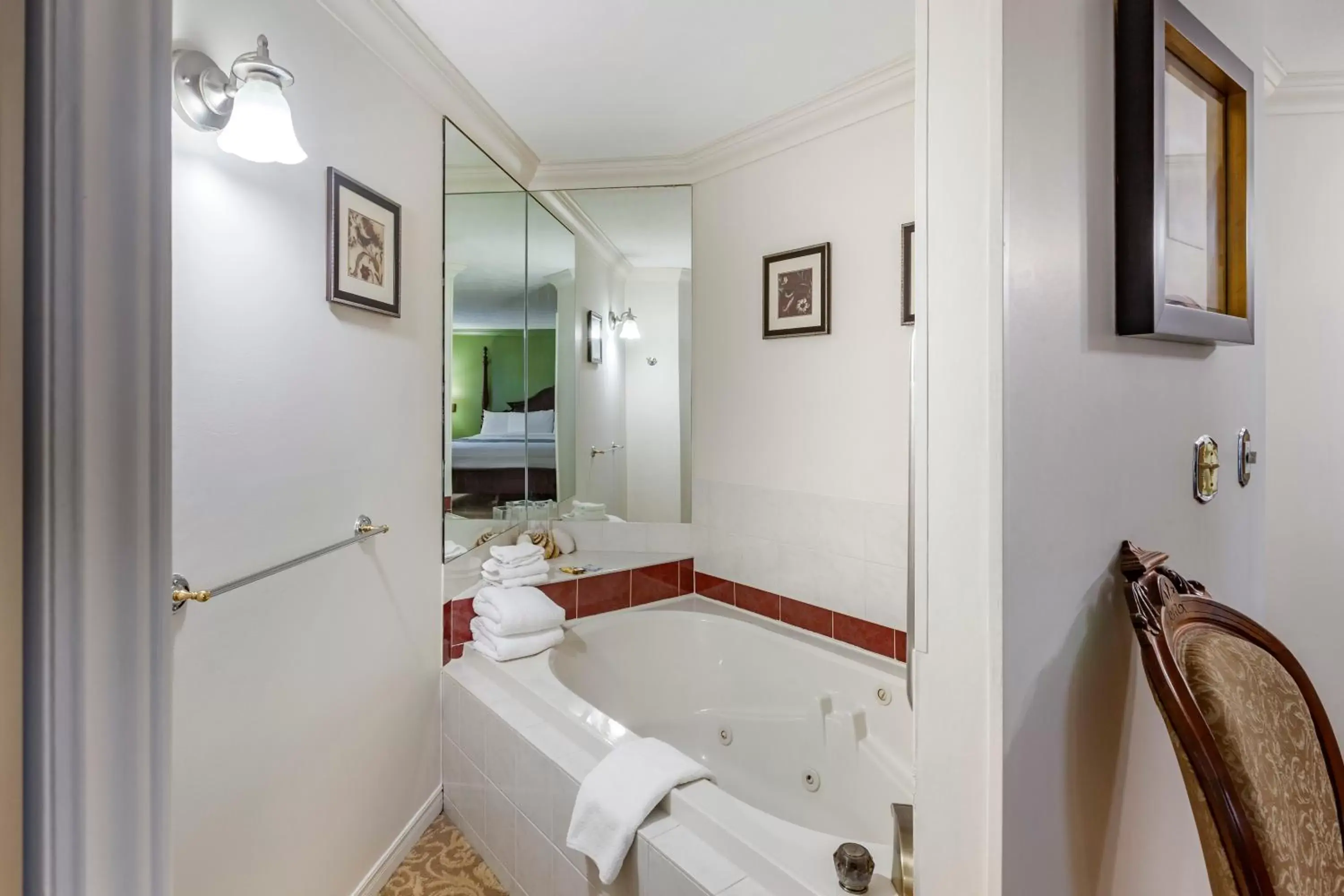 Bathroom in SureStay Plus Hotel by Best Western Kincardine