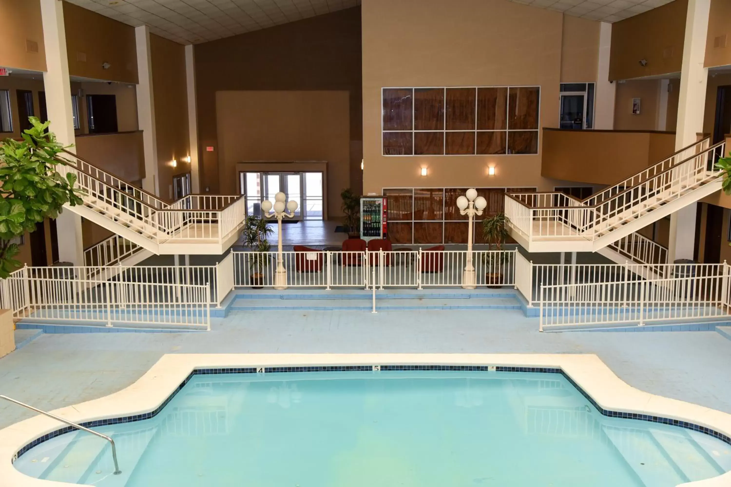 Swimming Pool in Motel 6-Snyder, TX