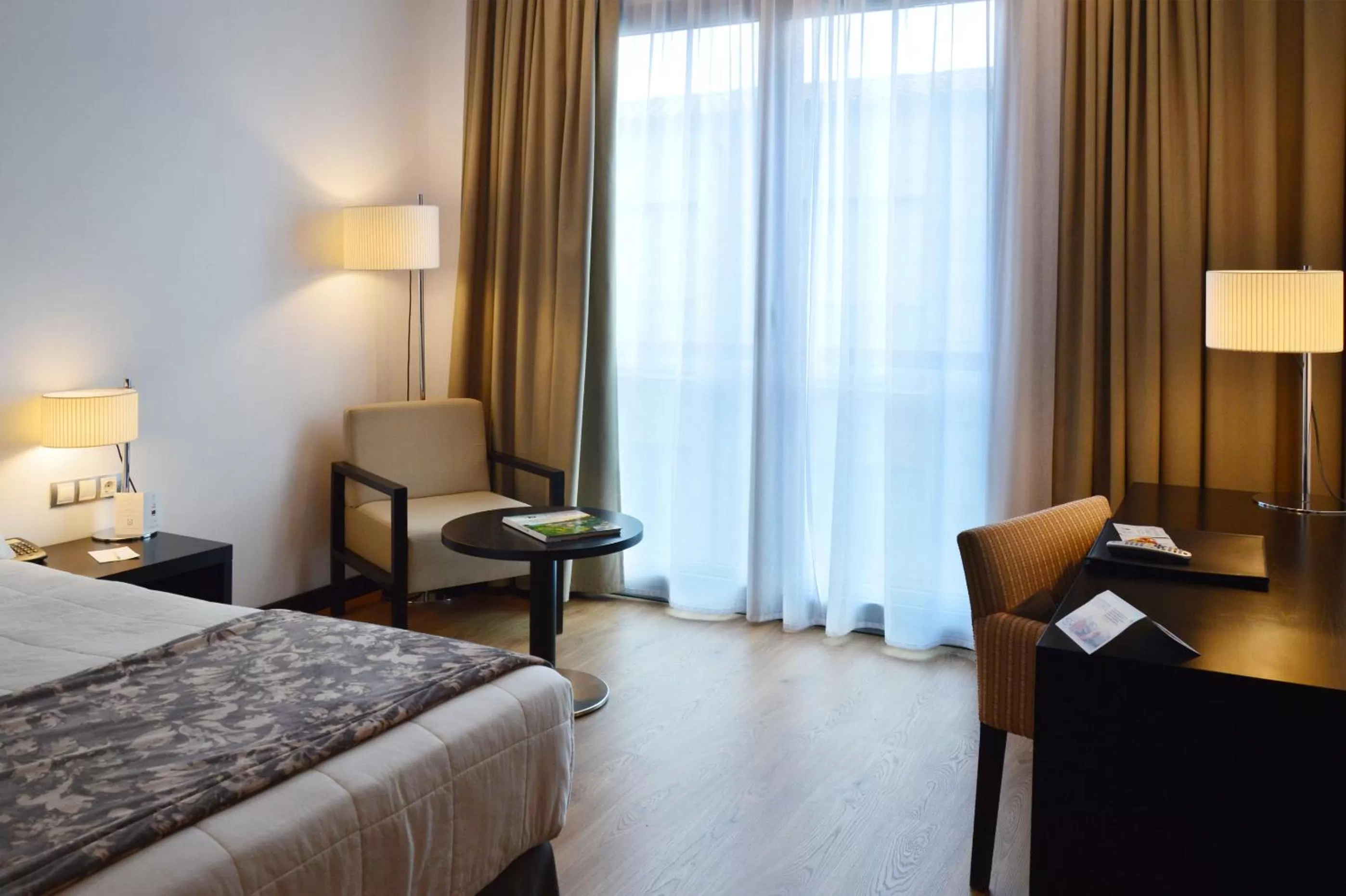 Photo of the whole room, Bed in Gran Hotel Don Manuel