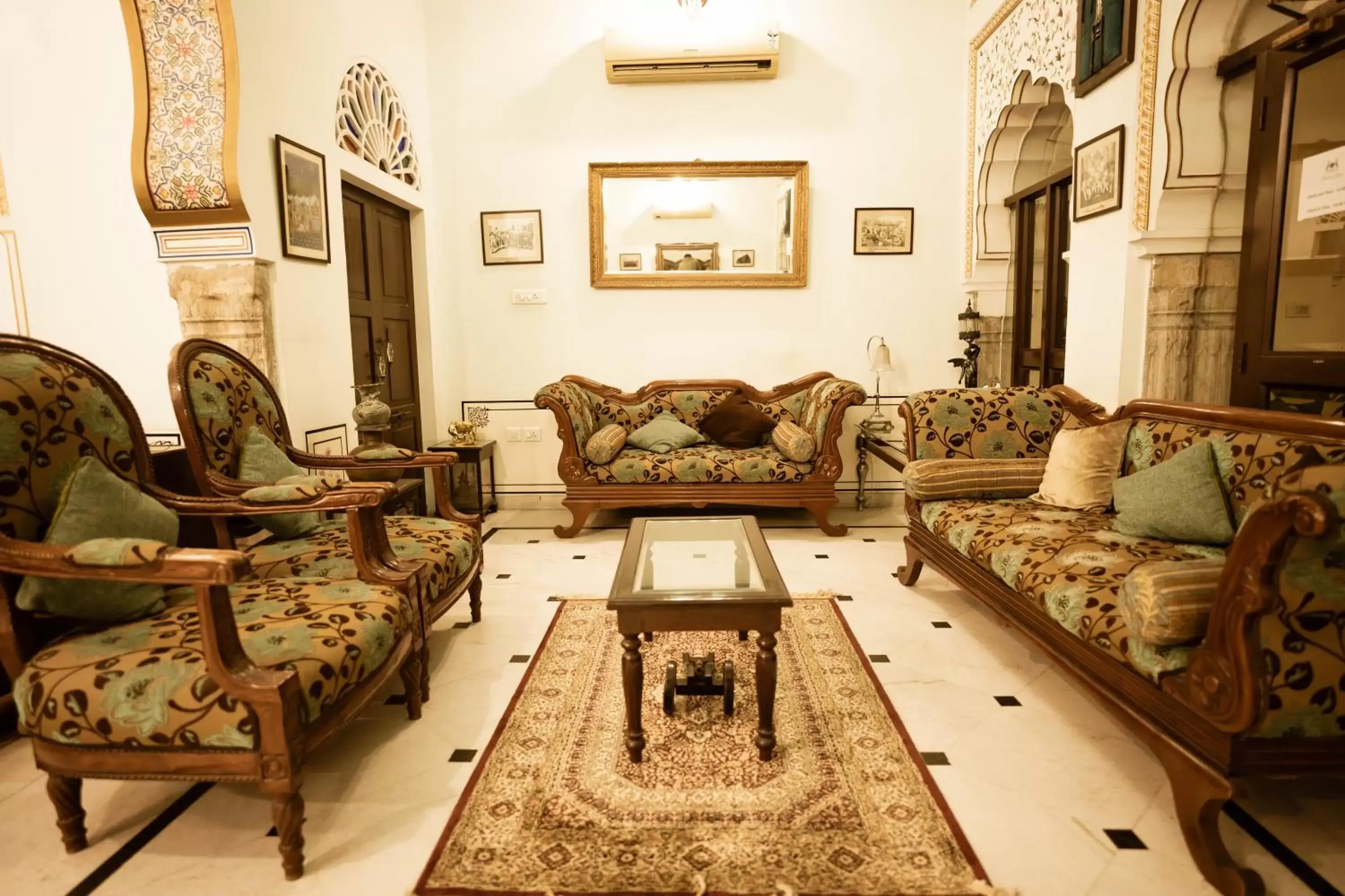 Lobby or reception, Seating Area in Khandela Haveli - a Boutique Heritage Hotel