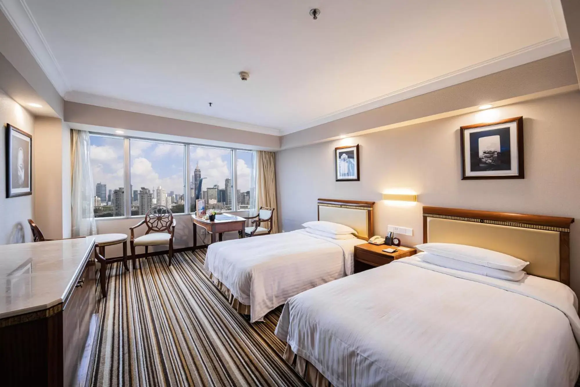 Bedroom, Bed in Jin Jiang Tower Bedroom, Bed in Jin Jiang Tower
