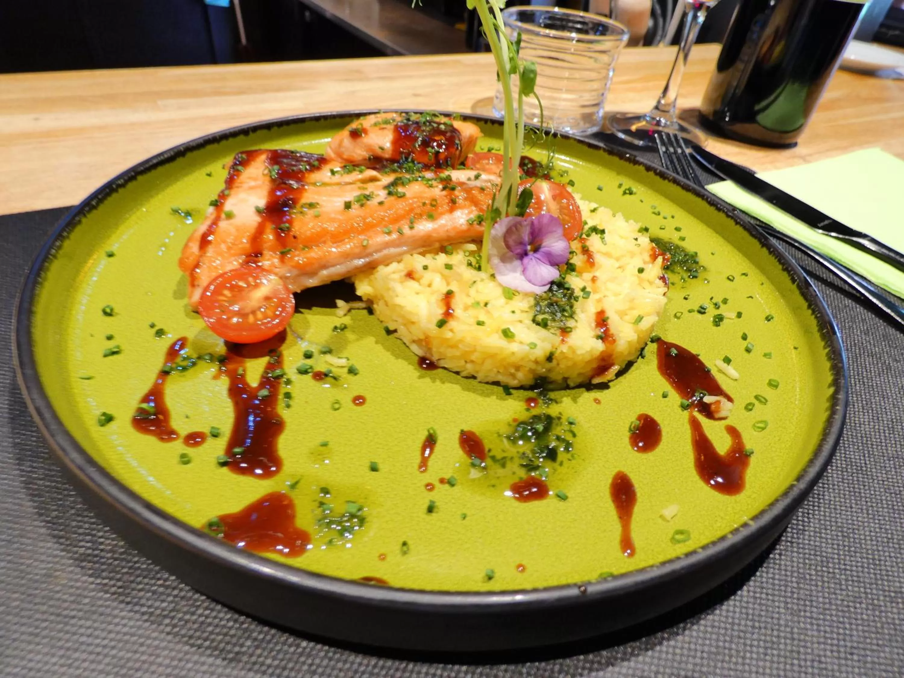 Restaurant/places to eat, Food in Logis Hotel Restaurant Black and Green Limoges Sud