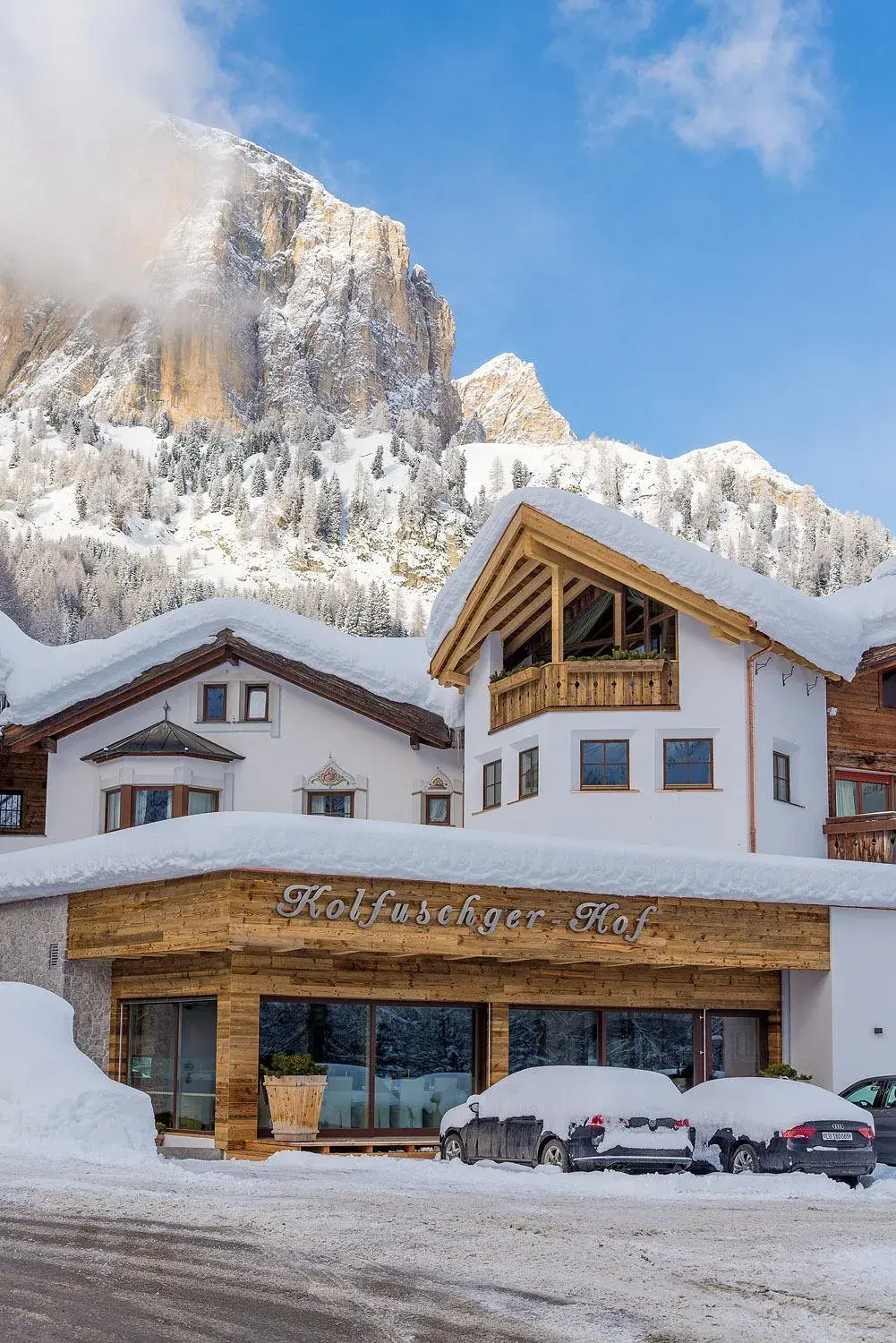 Facade/entrance, Winter in Kolfuschgerhof Mountain Resort