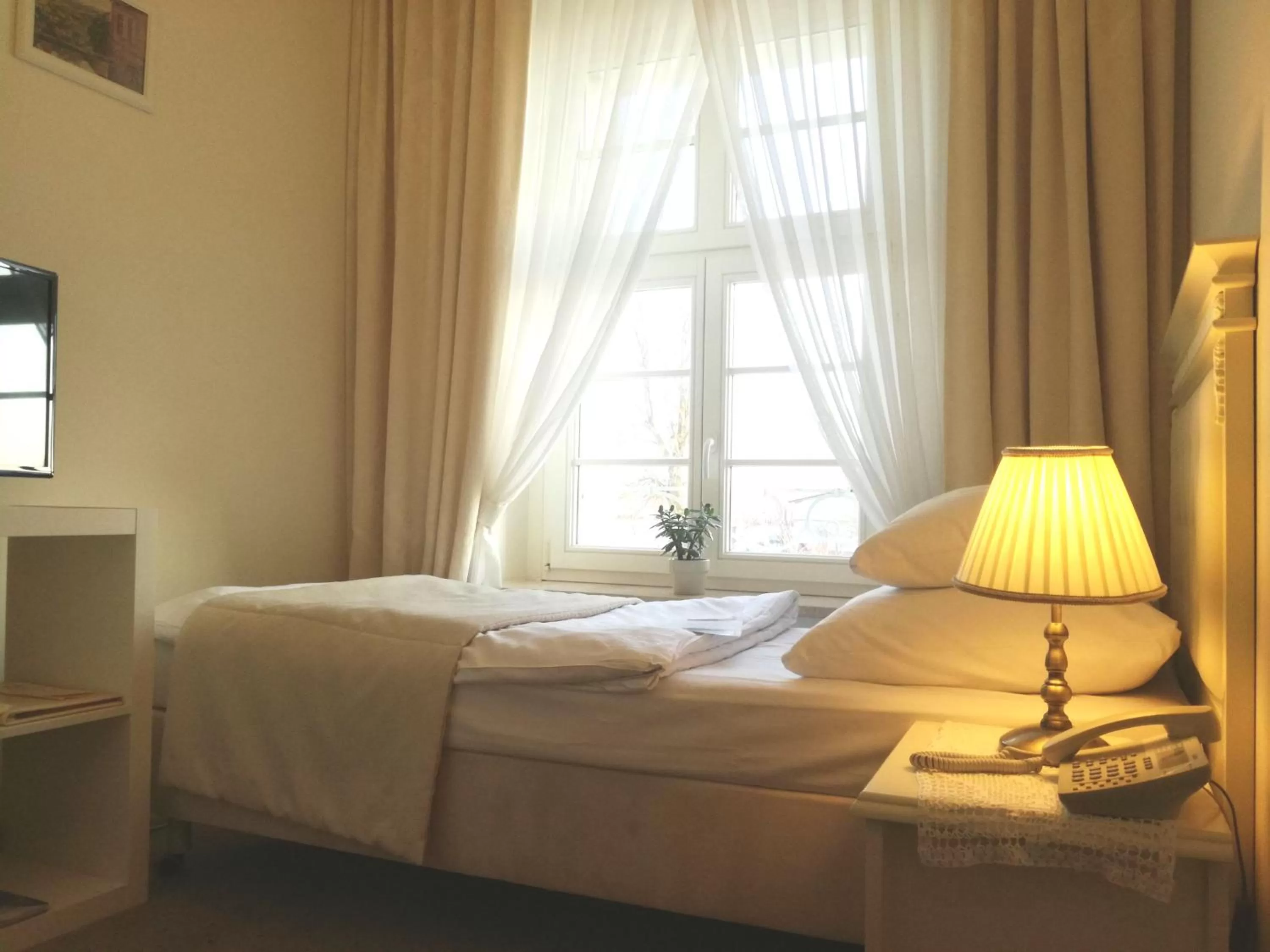 Photo of the whole room, Bed in Hotel SPA Akacjowy Dwór