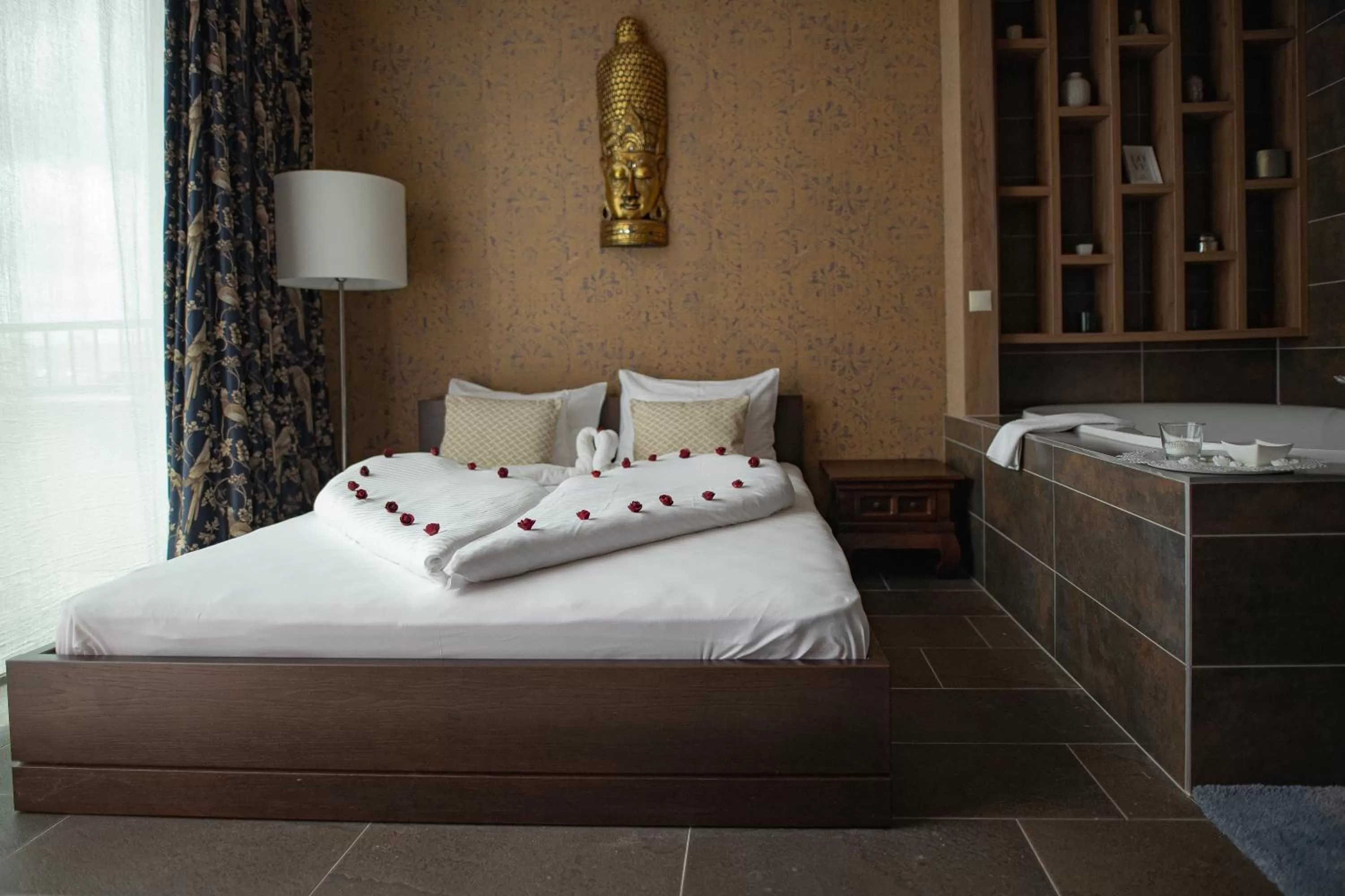 VIP, Bed in Caramell Premium Resort