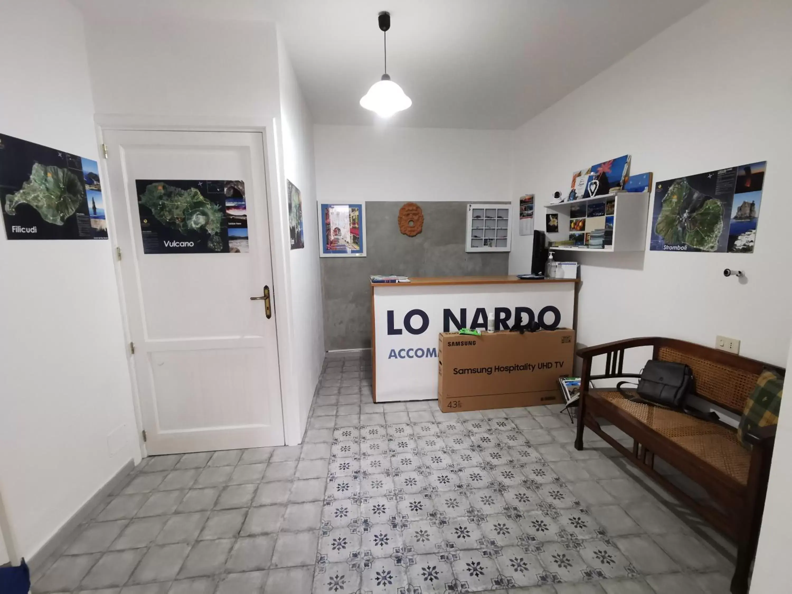 Property logo or sign, Lobby/Reception in Lo Nardo Accommodation