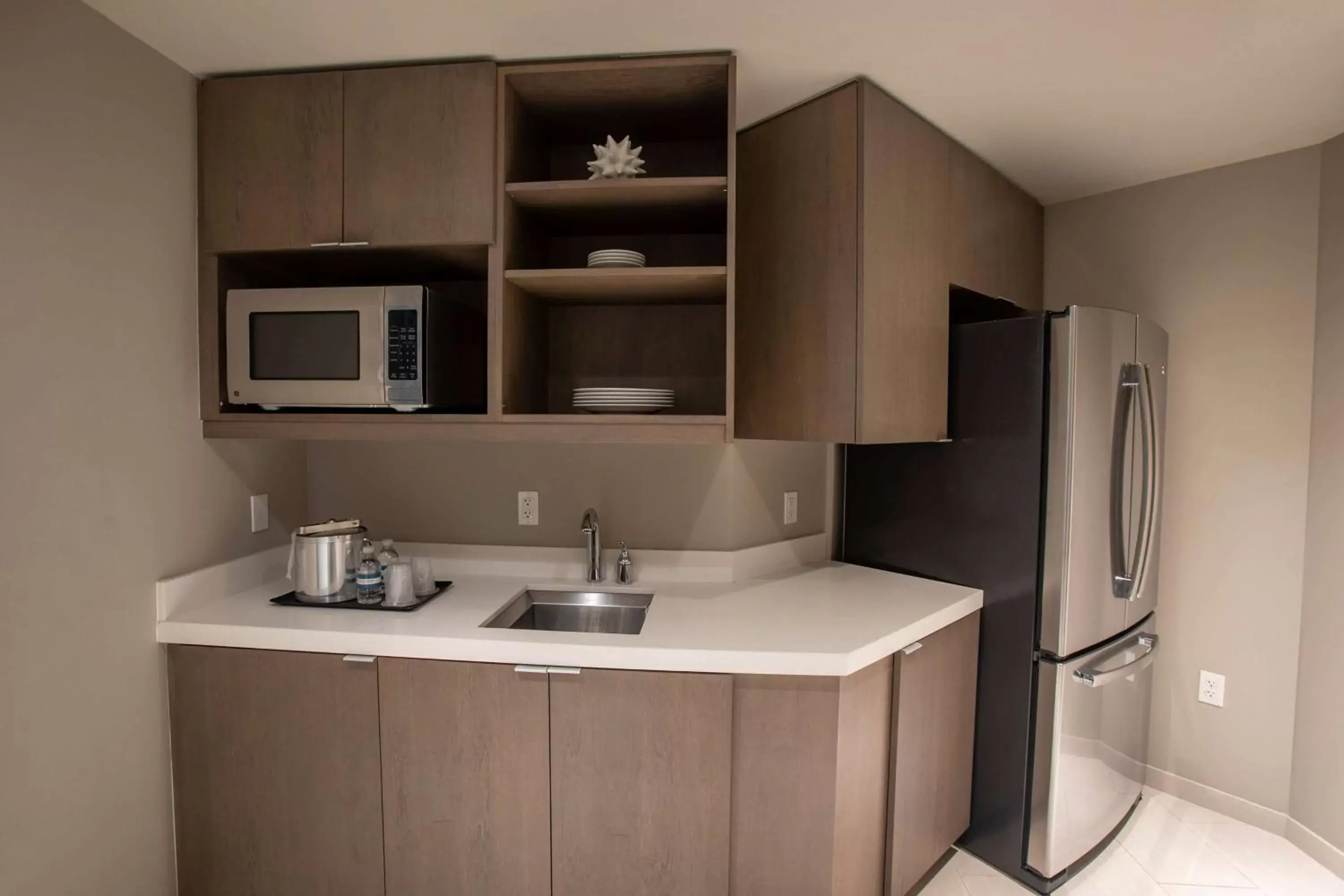 Photo of the whole room, Kitchen/Kitchenette in Wyndham Grand Jupiter at Harbourside Place