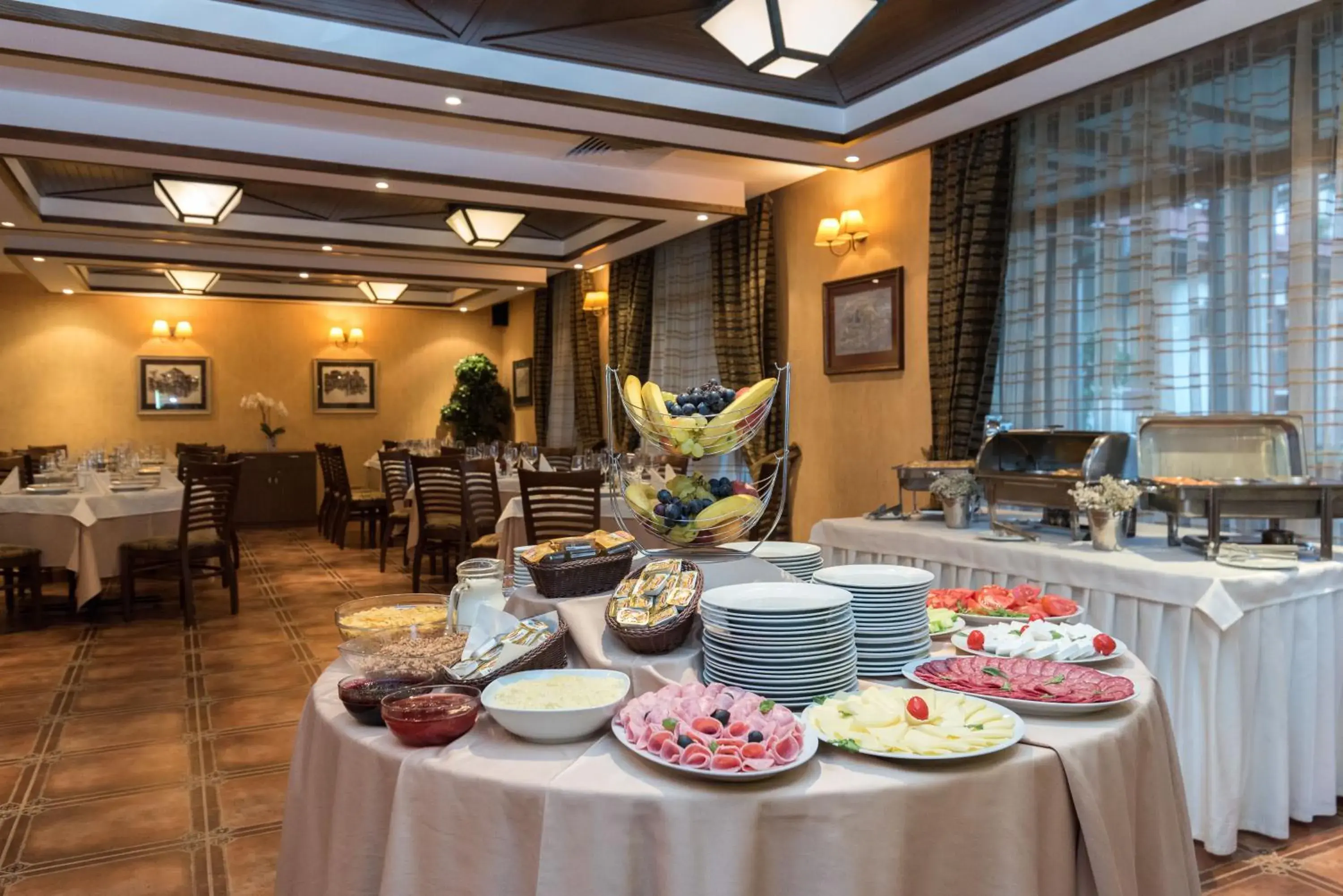 Restaurant/places to eat in Evelina Palace Hotel Restaurant/places to eat in Evelina Palace Hotel
