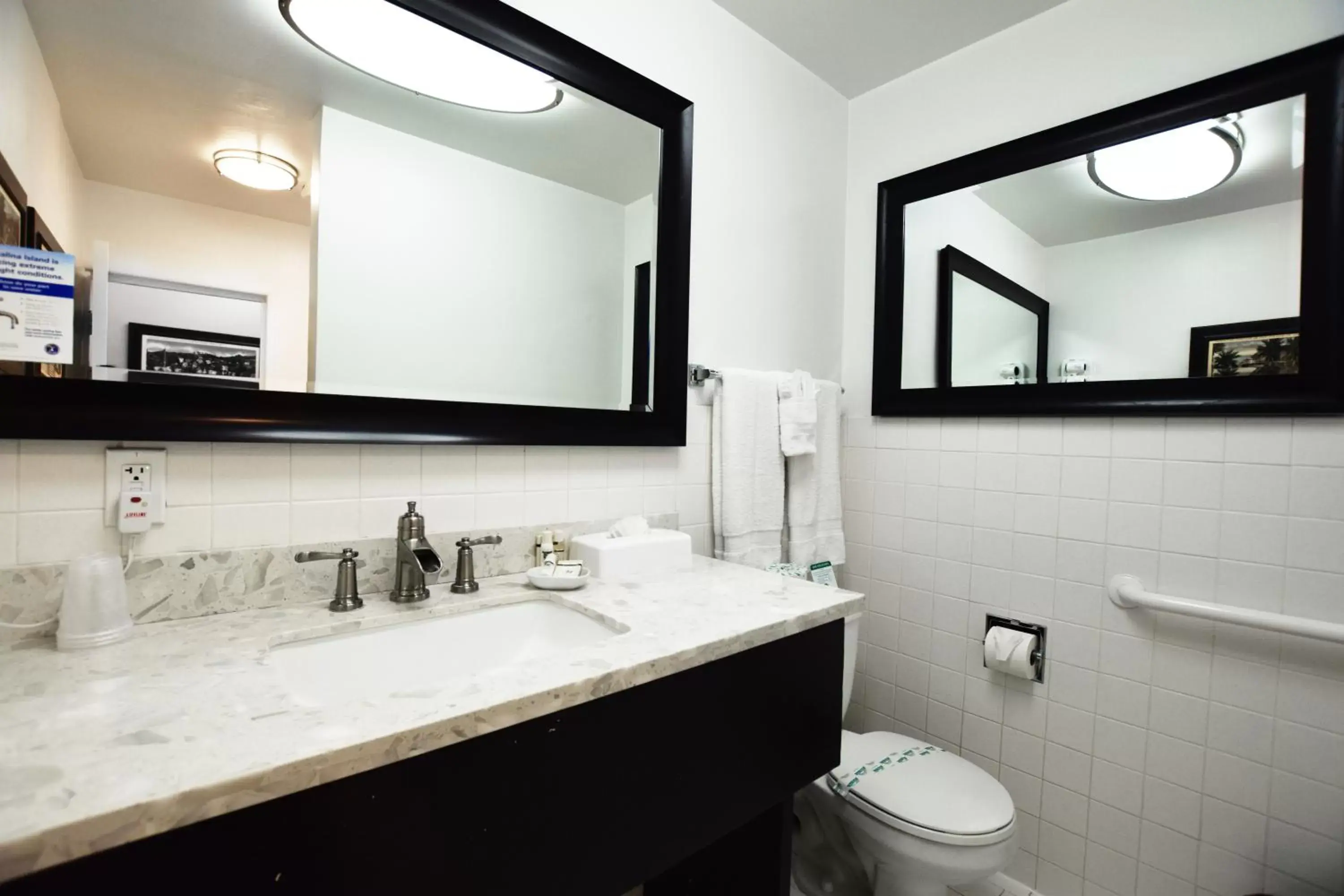 Bathroom in Catalina Courtyard Suites