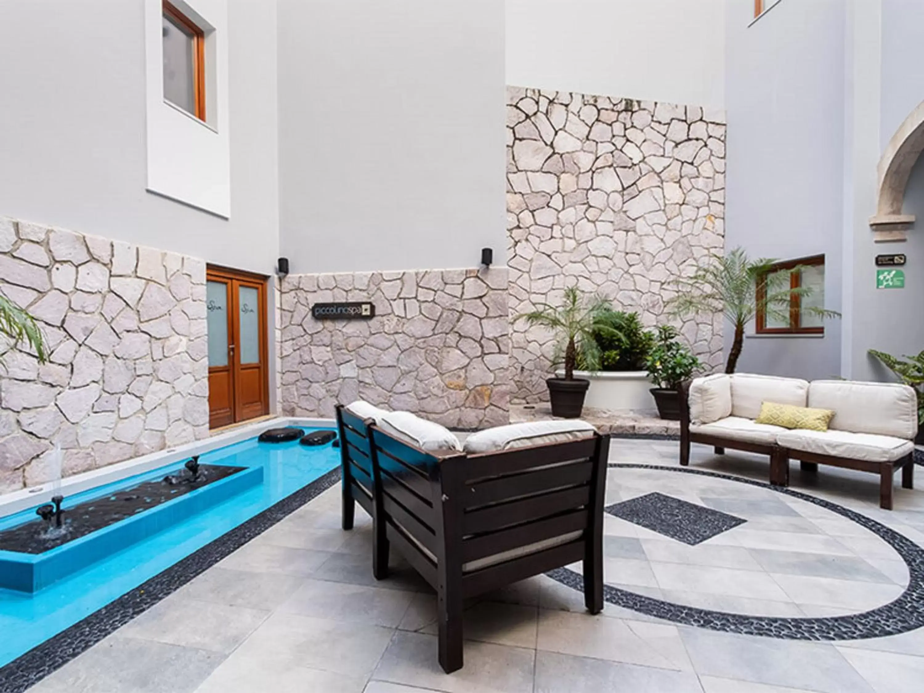 Property building, Swimming Pool in Casa Lucila Hotel Boutique