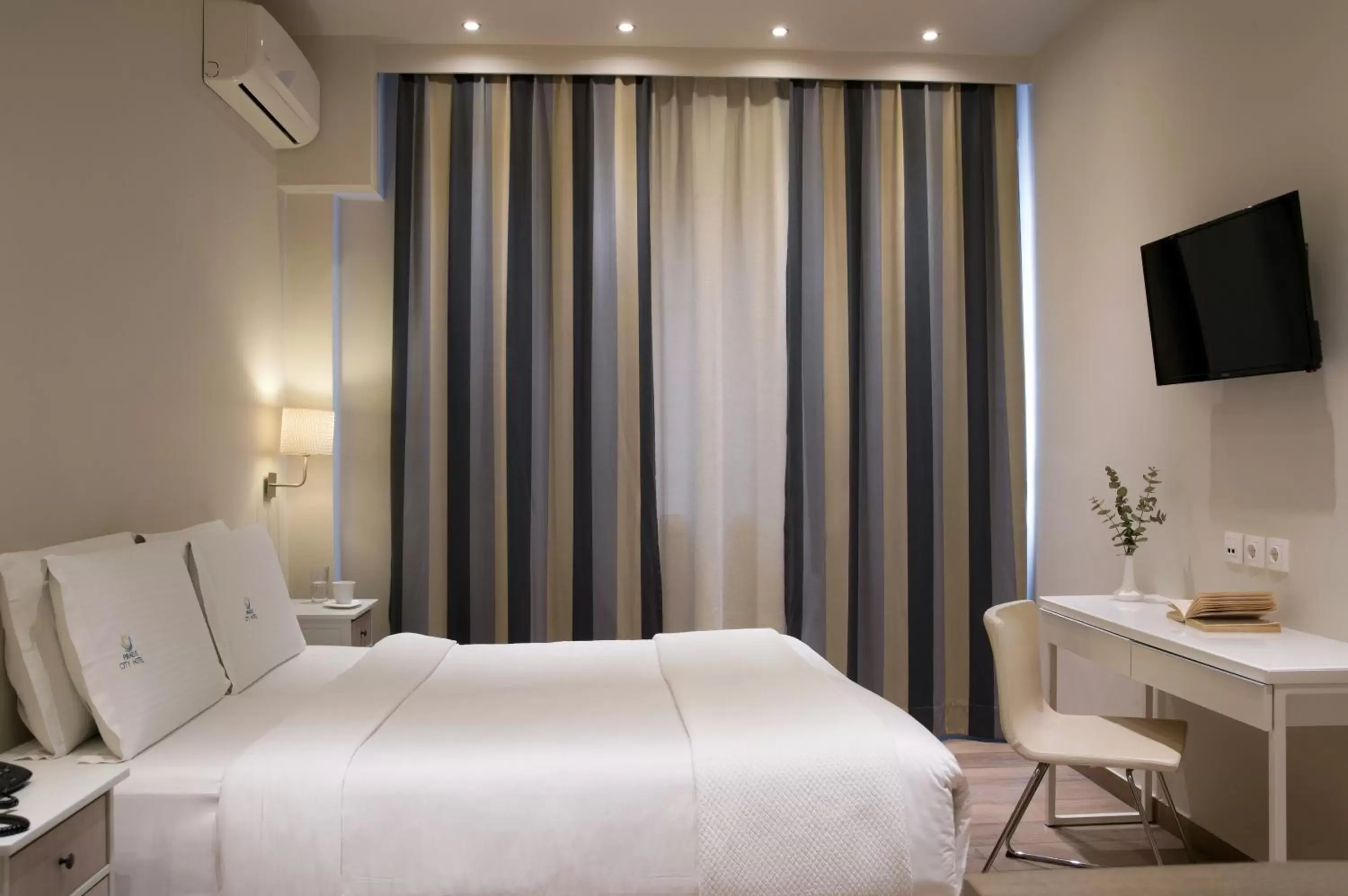 Bed in Piraeus City Hotel