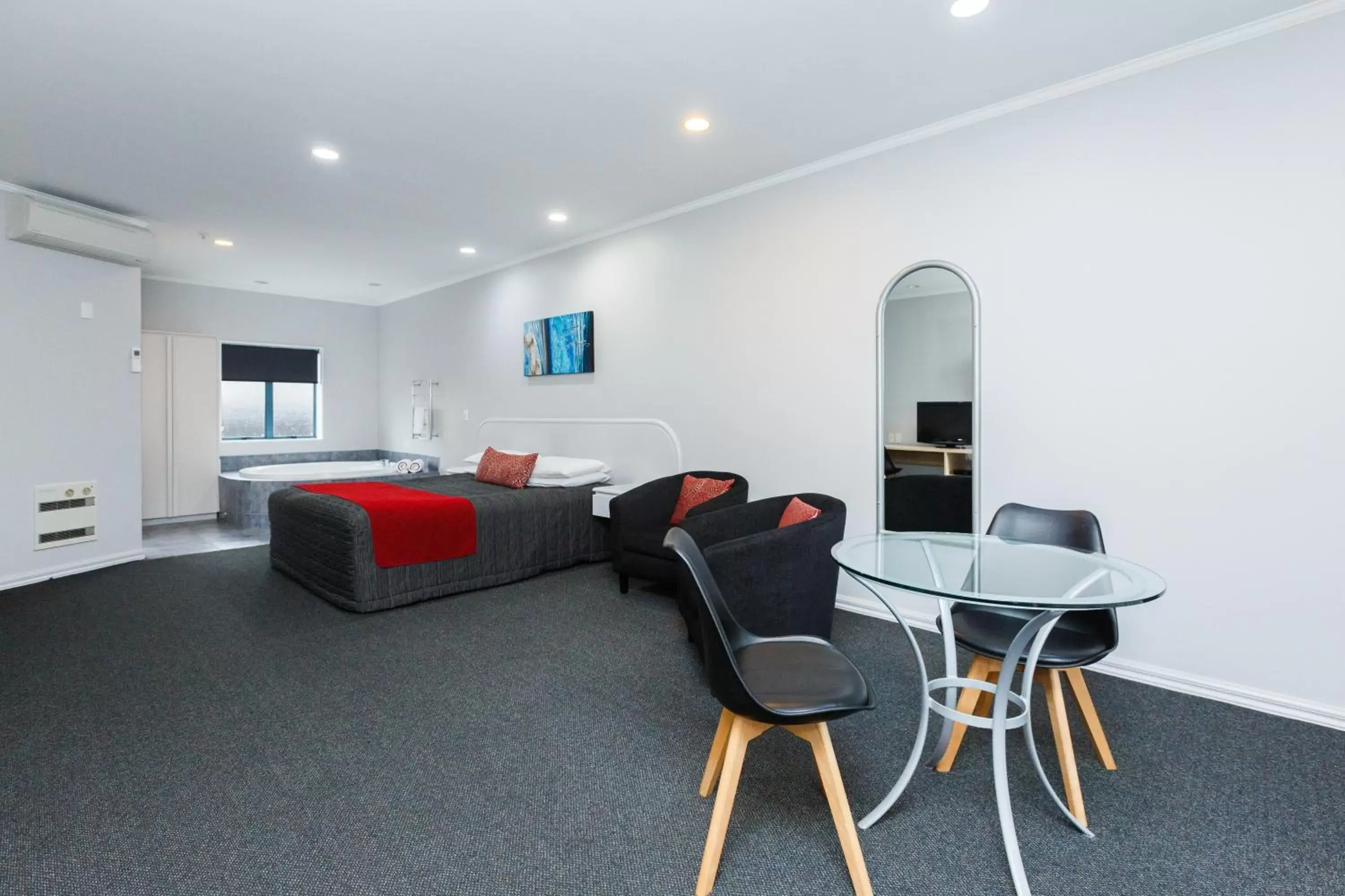 Dining area in Aubyn Court Spa Motel