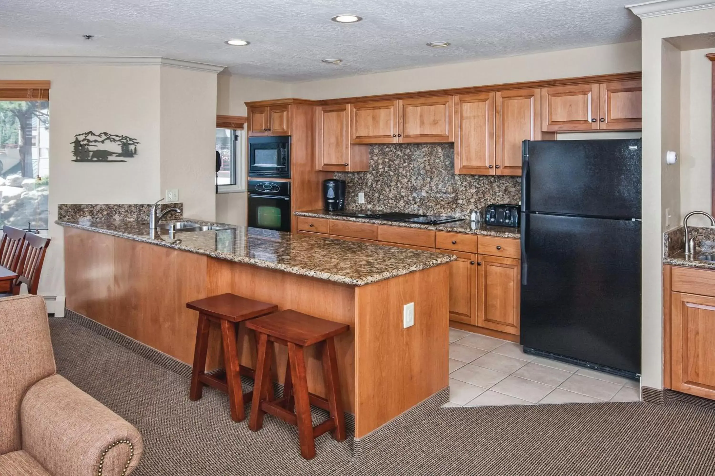 Photo of the whole room, Kitchen/Kitchenette in Holiday Inn Club Vacations - Tahoe Ridge Resort, an IHG Hotel