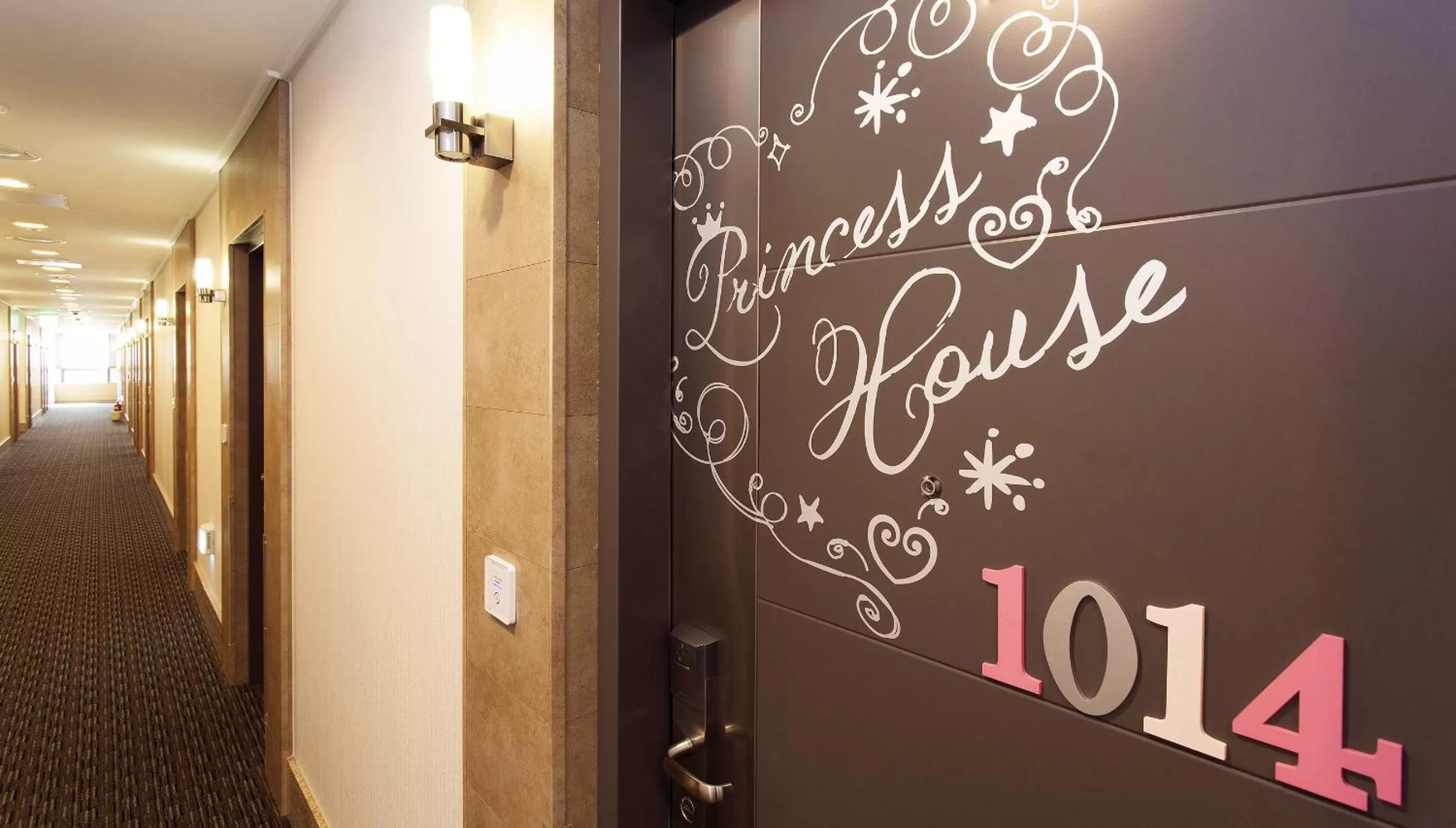 Area and facilities in Hotel Skypark Central Myeongdong