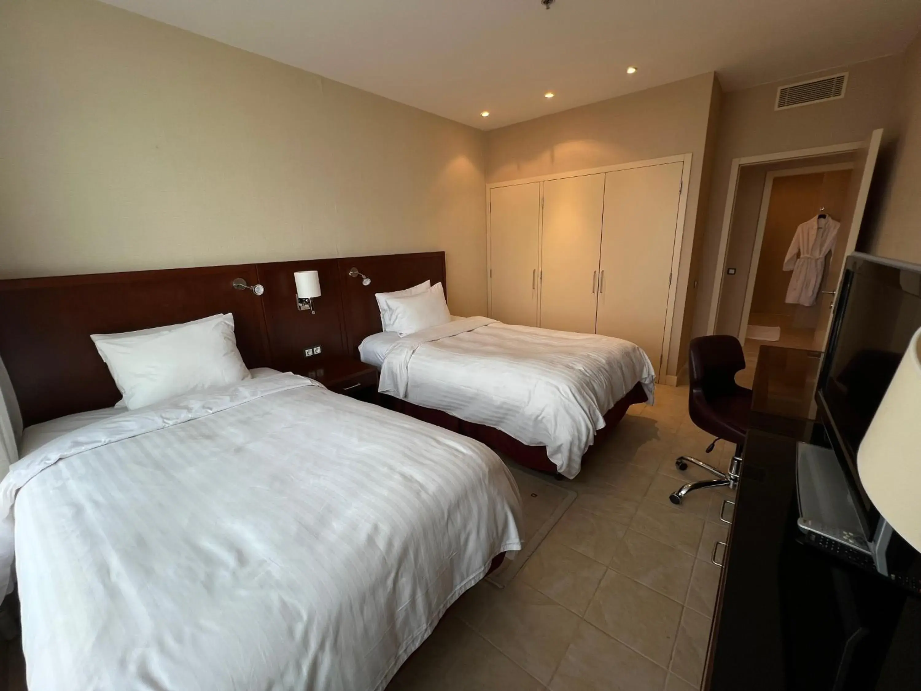 Bed in Marriott Executive Apartments Atyrau