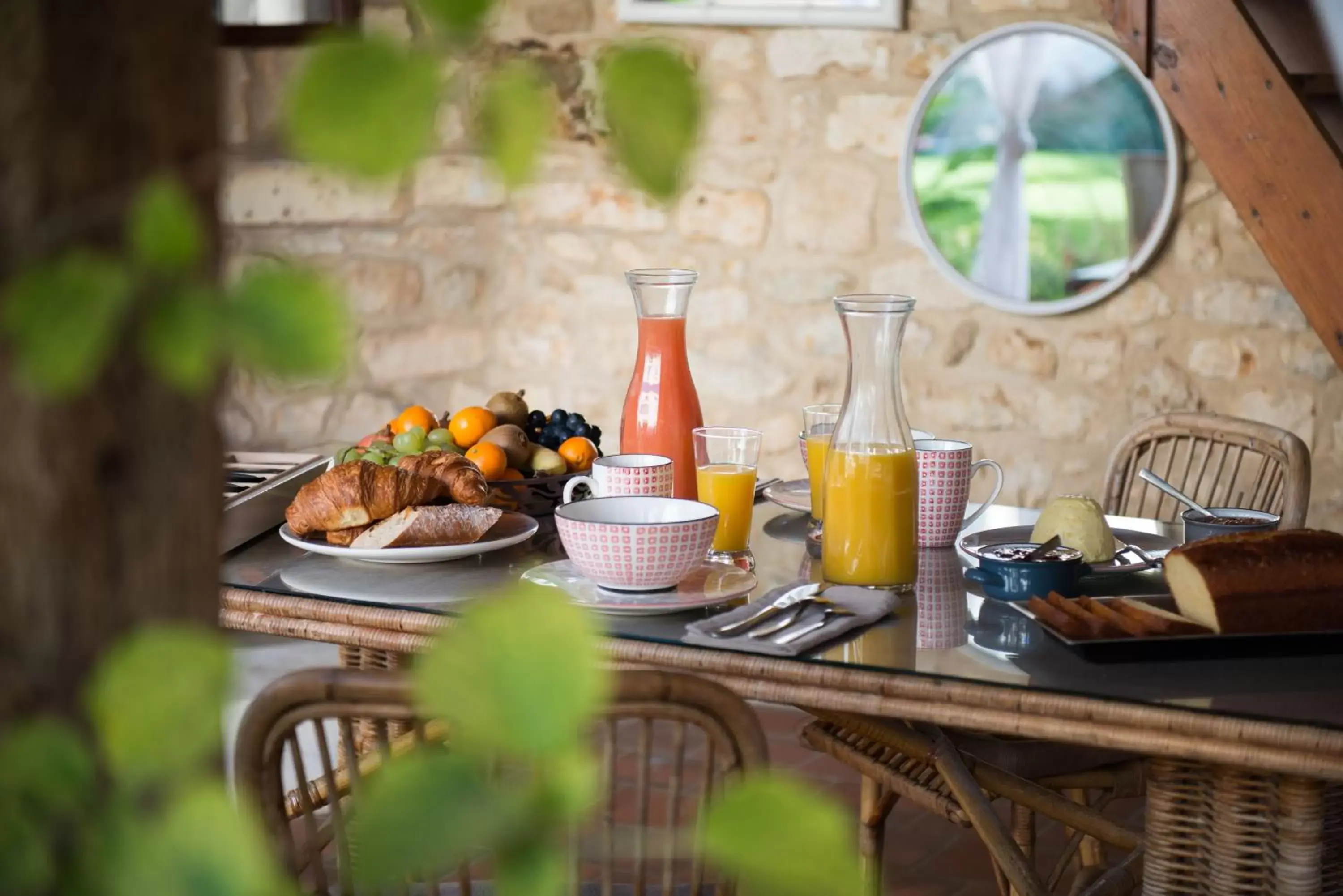 Continental breakfast in La Tillaie