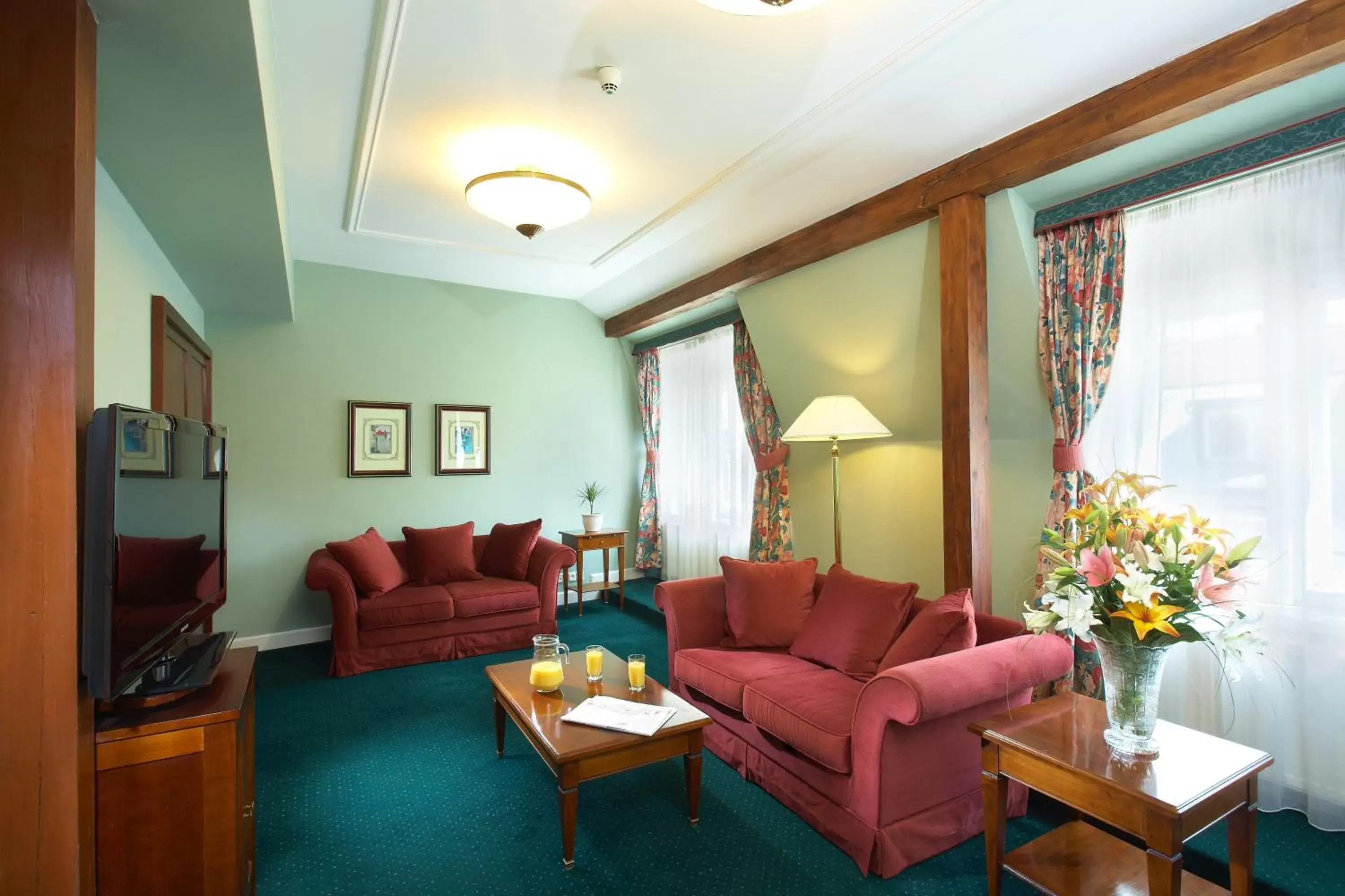 Living room, Seating Area in Hotel Liberty