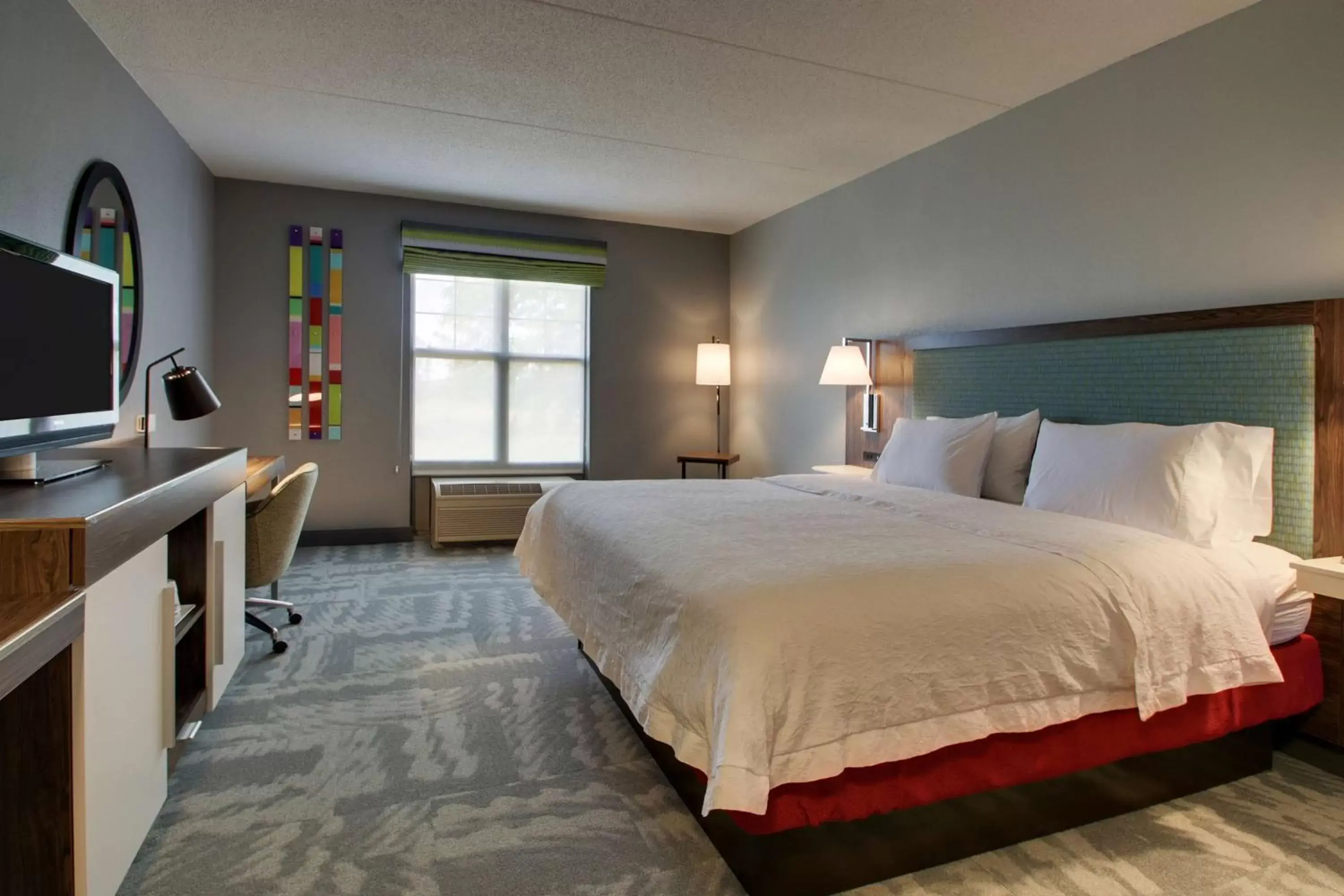 Bedroom in Hampton Inn & Suites Chicago/Aurora
