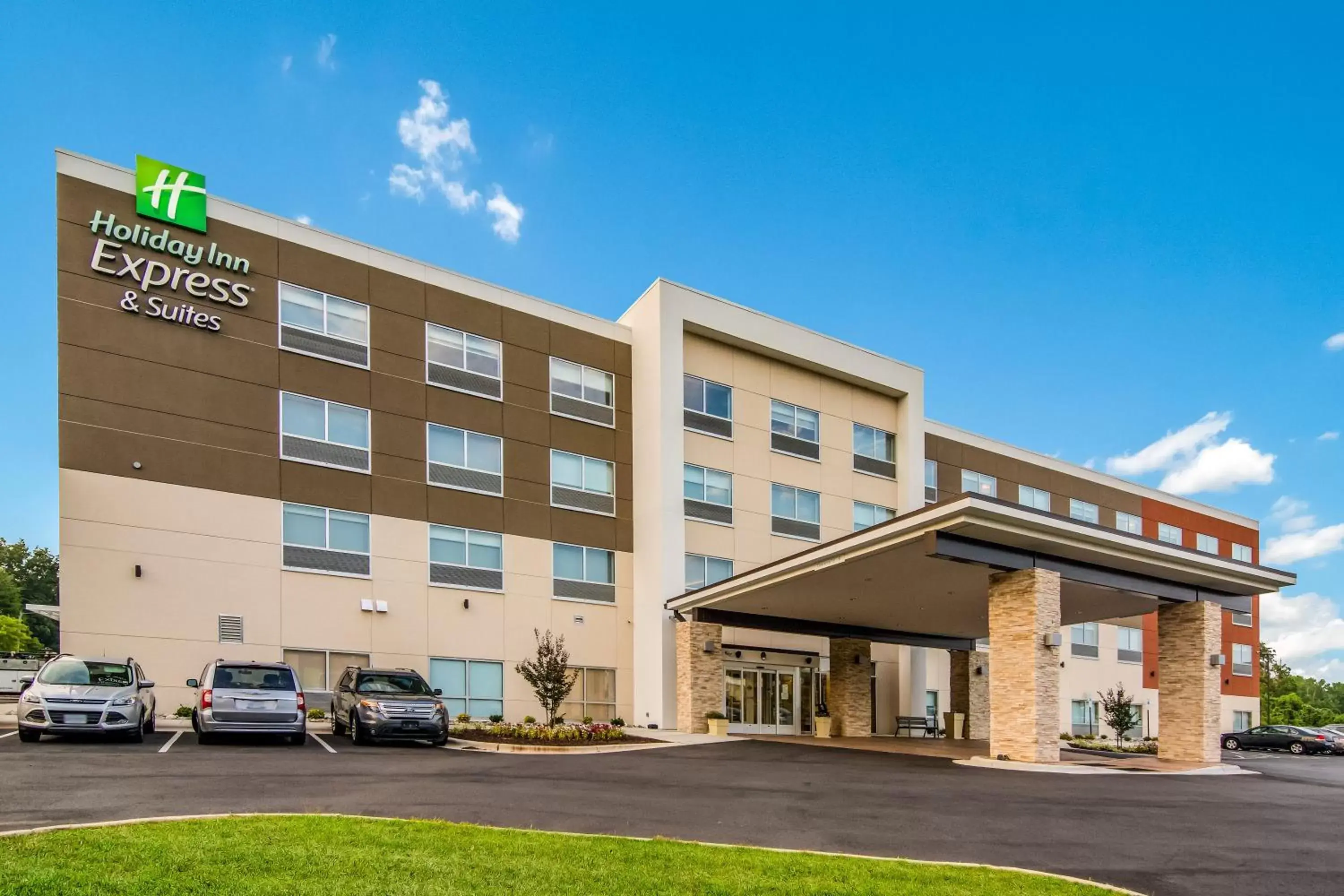 Property Building in Holiday Inn Express & Suites - Asheboro, an IHG Hotel