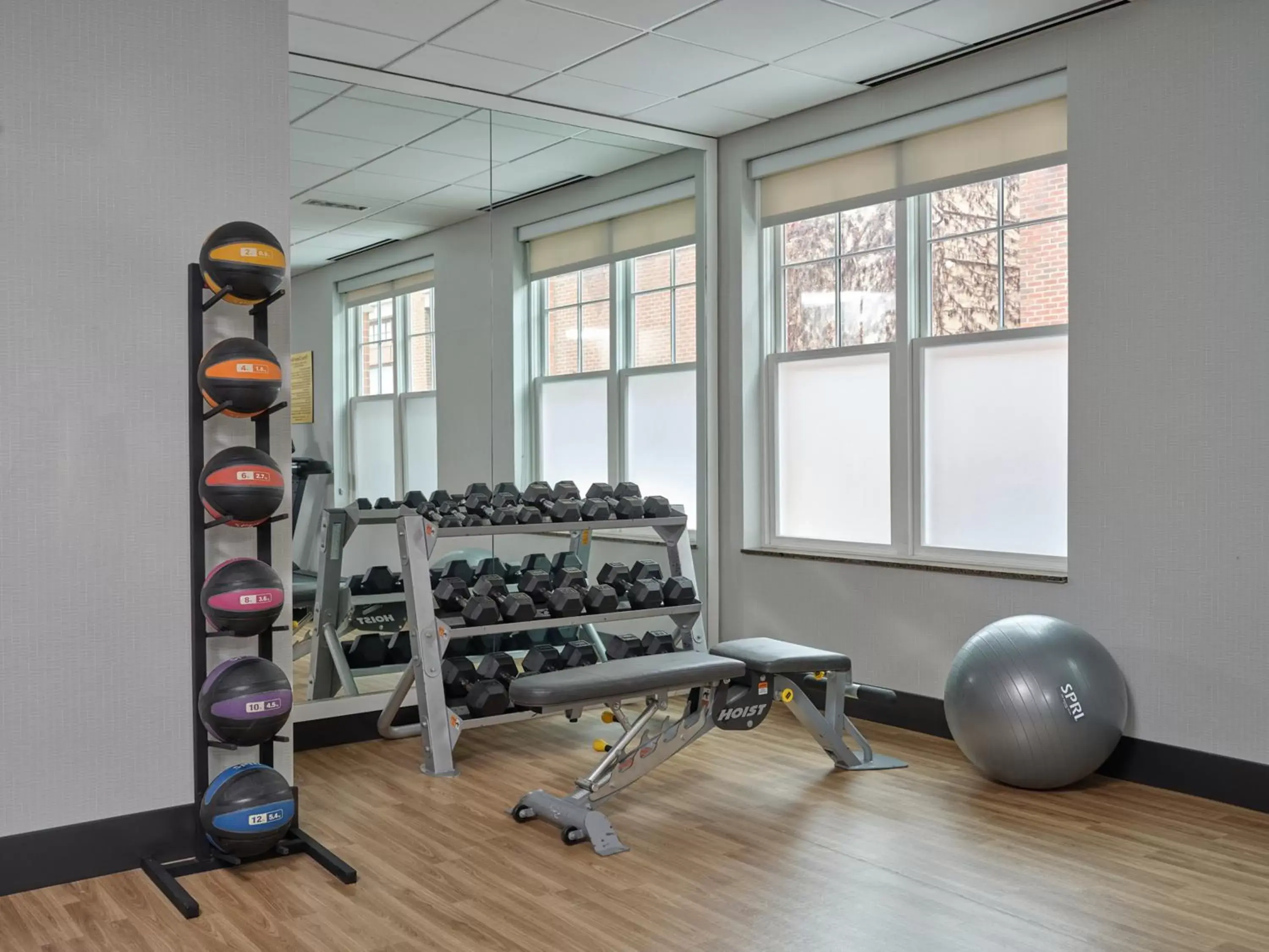 Fitness centre/facilities, Fitness Center/Facilities in Six South St. Hotel