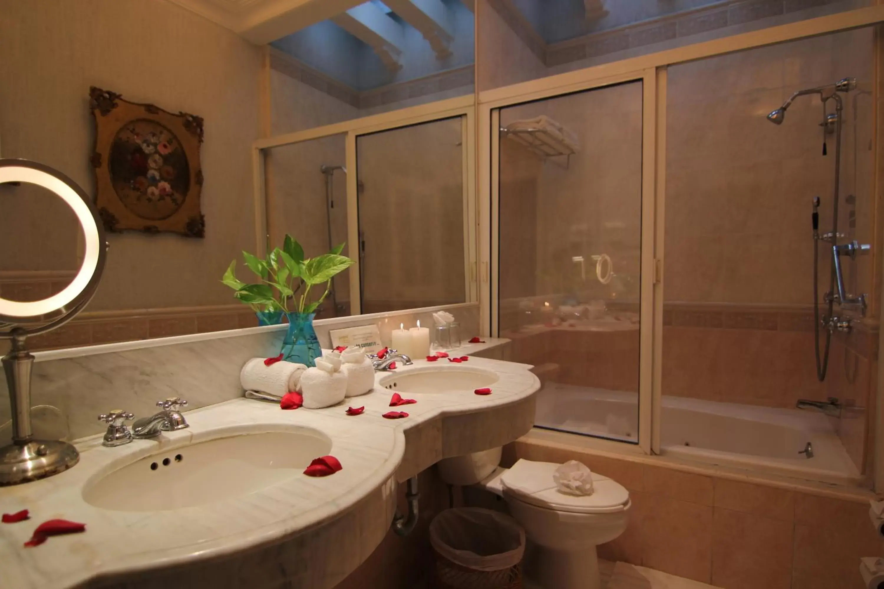 Bathroom in Hotel Boutique La Mision De Fray Diego Bathroom in Hotel Boutique La Mision De Fray Diego